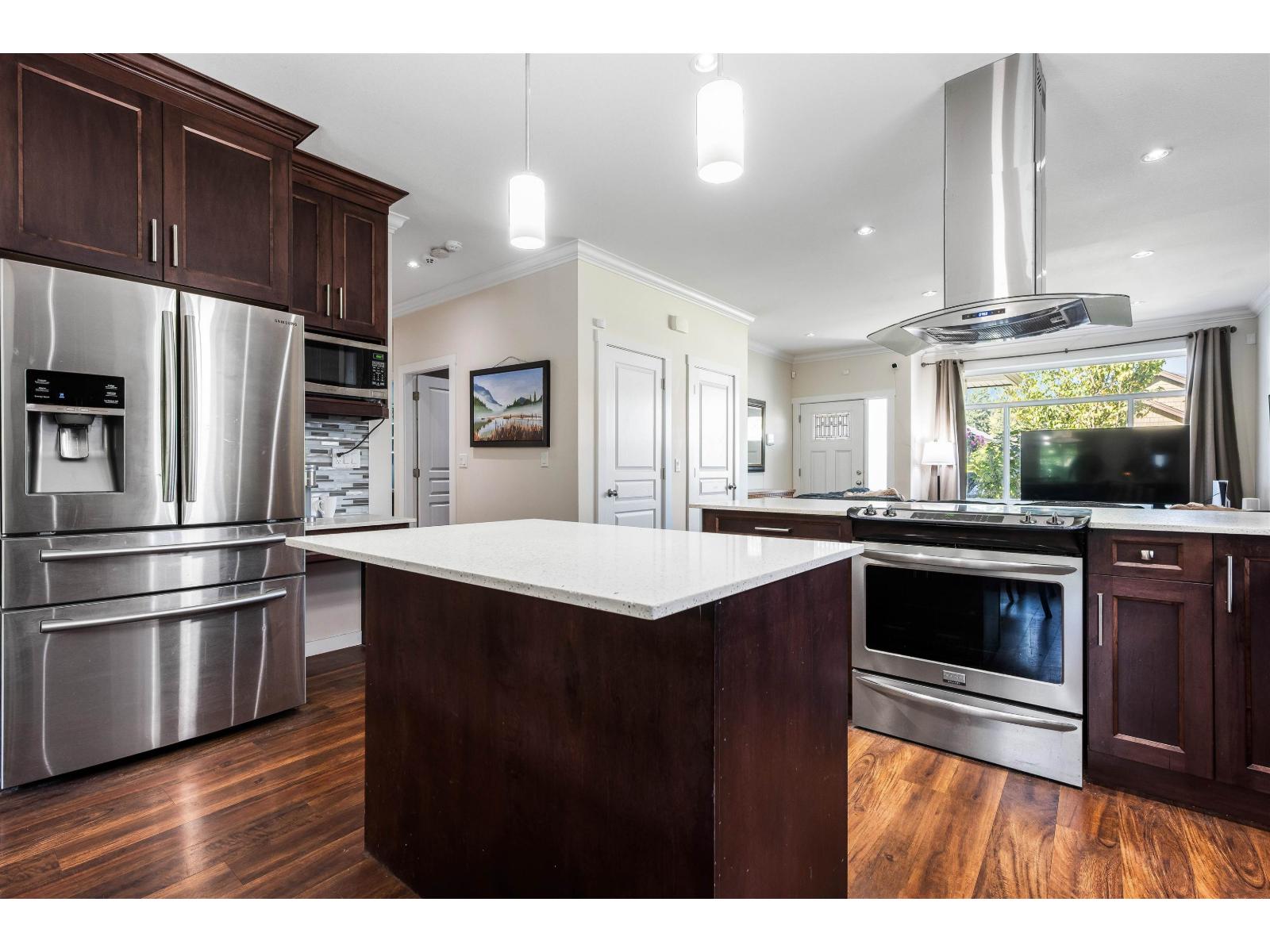 9 20118 BEACON ROAD, Hope, Hope