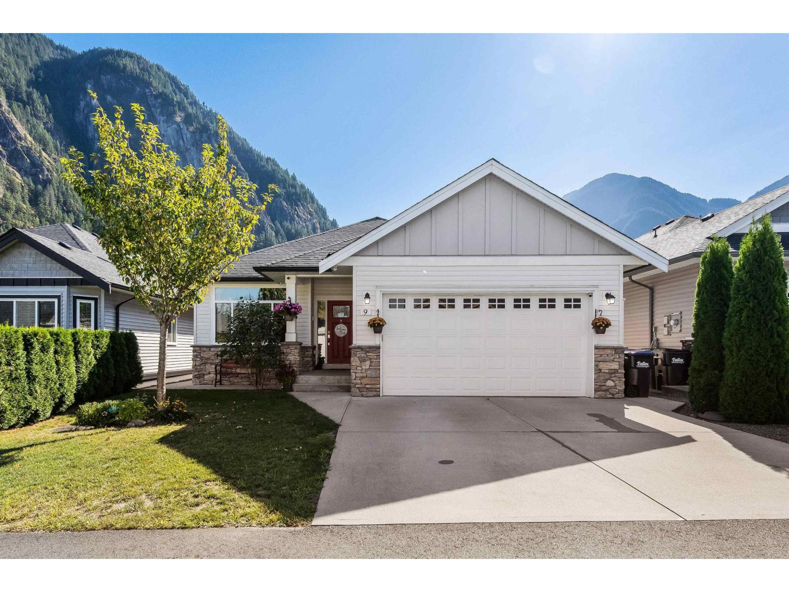 9 20118 BEACON ROAD, Hope, Hope