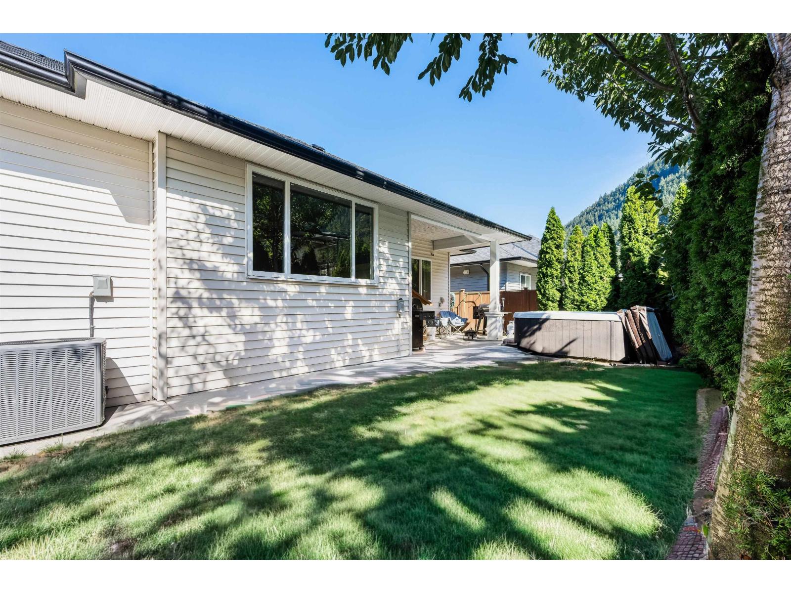 9 20118 BEACON ROAD, Hope, Hope