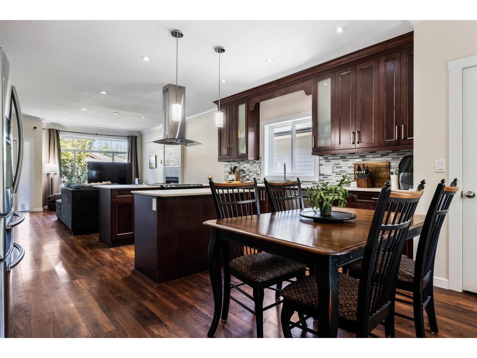 9 20118 BEACON ROAD, Hope, Hope