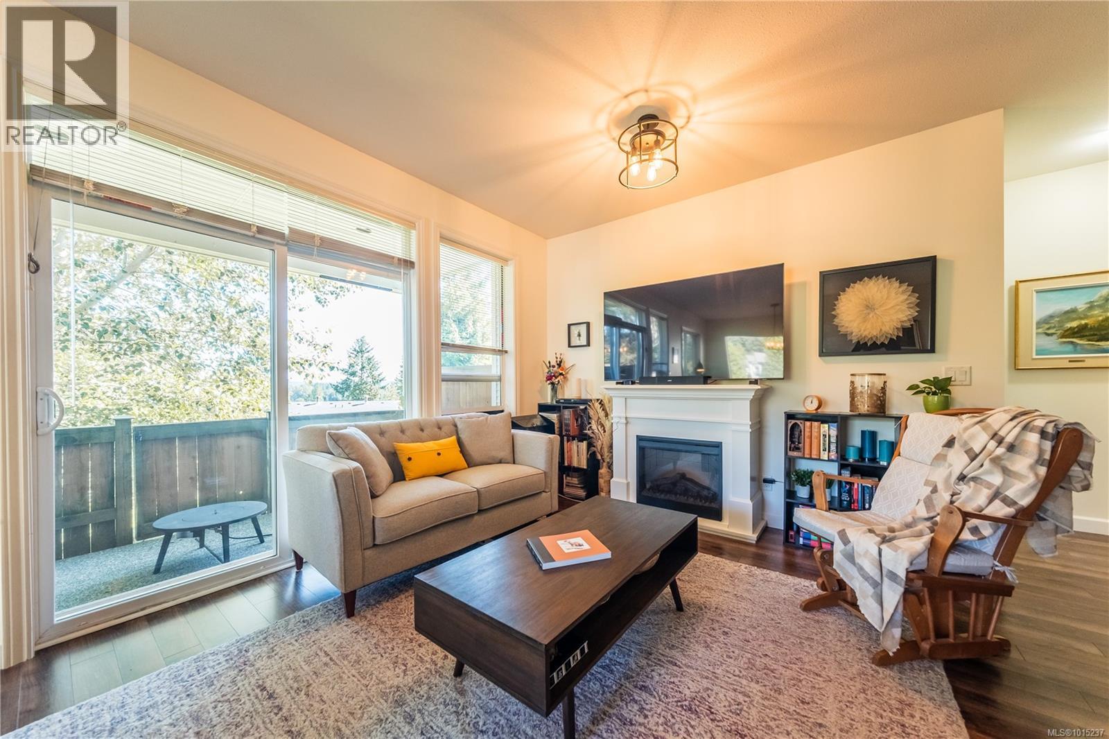 100 834 Varsity Way, Nanaimo