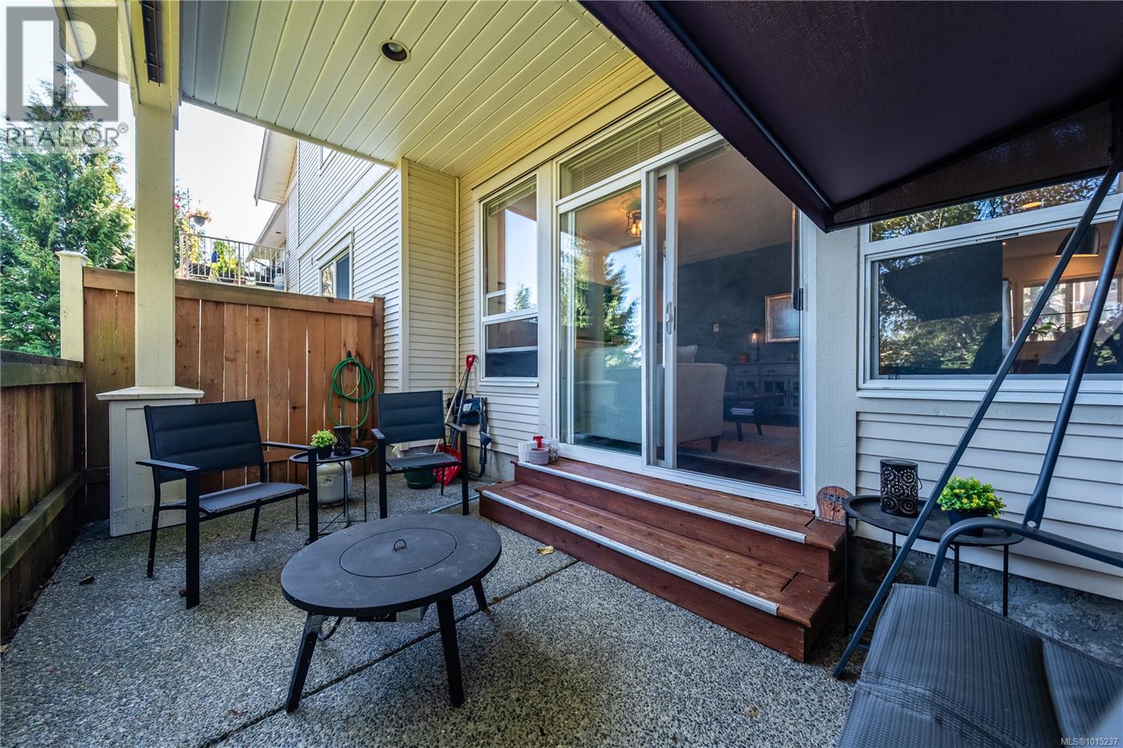 100 834 Varsity Way, Nanaimo