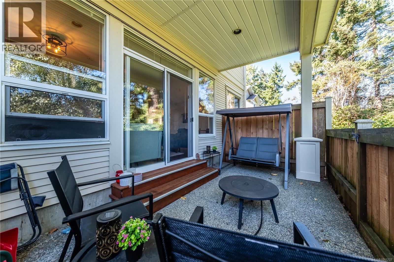 100 834 Varsity Way, Nanaimo