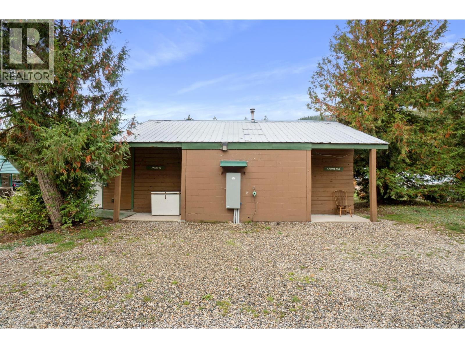  3499 LUOMA Road, Malakwa
