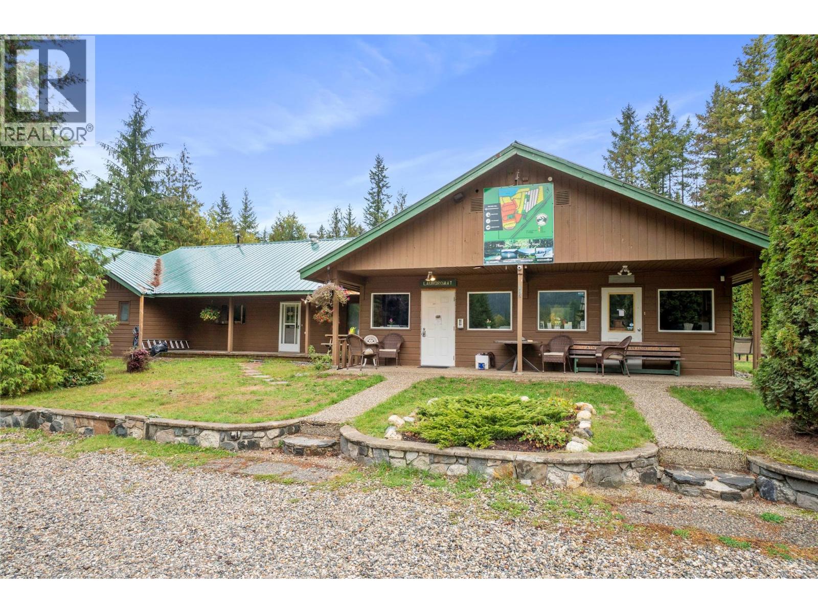  3499 LUOMA Road, Malakwa