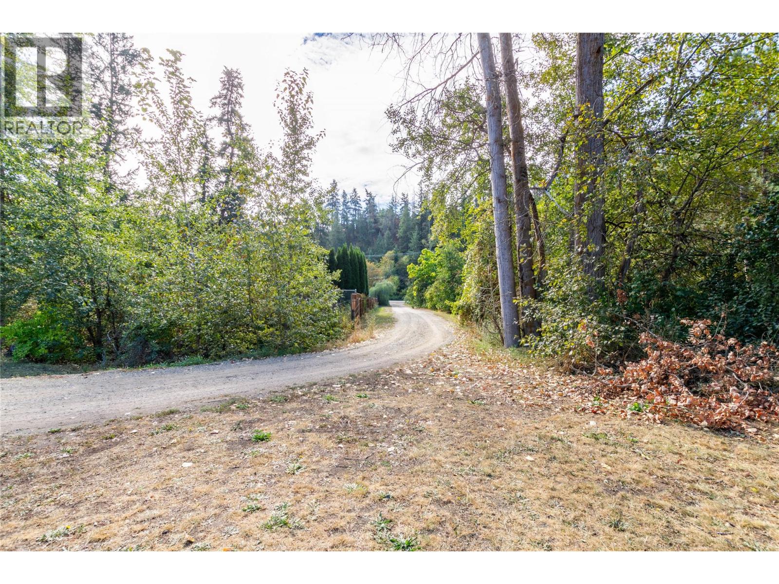  1065 BX Road, Vernon