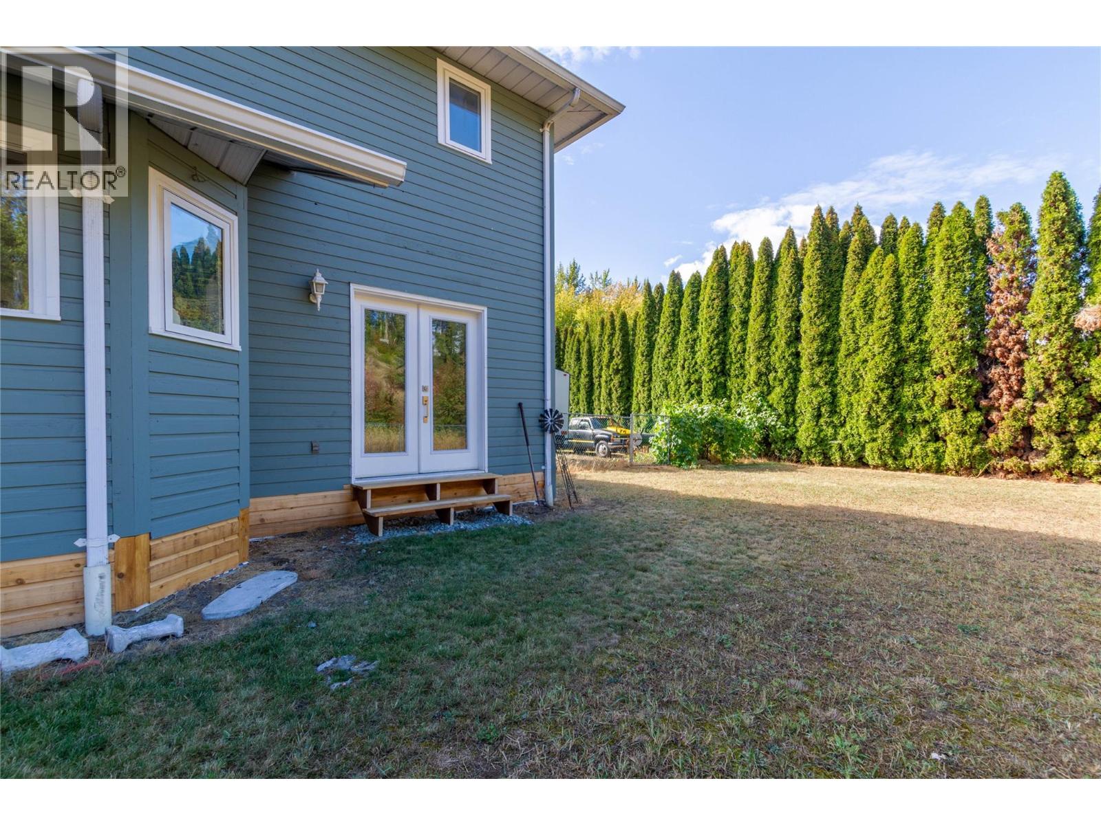 1065 BX Road, Vernon