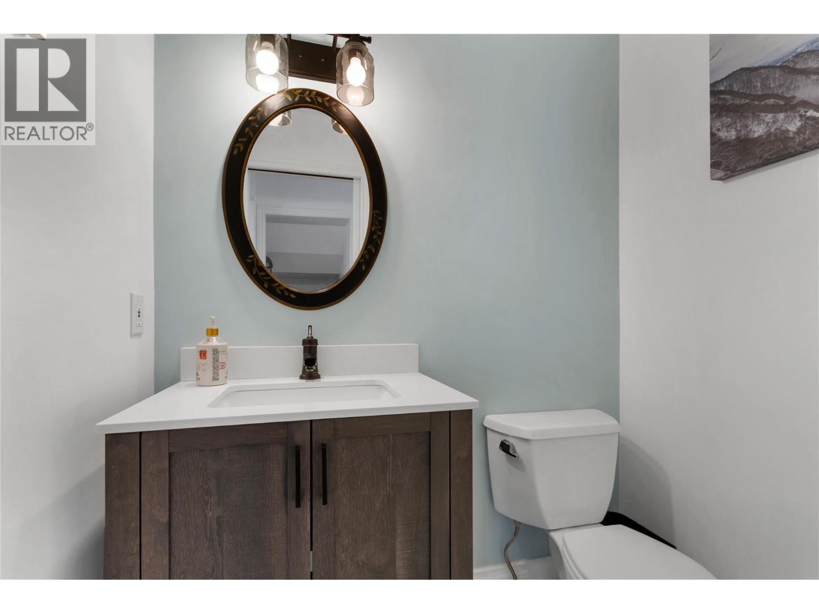  1065 BX Road, Vernon
