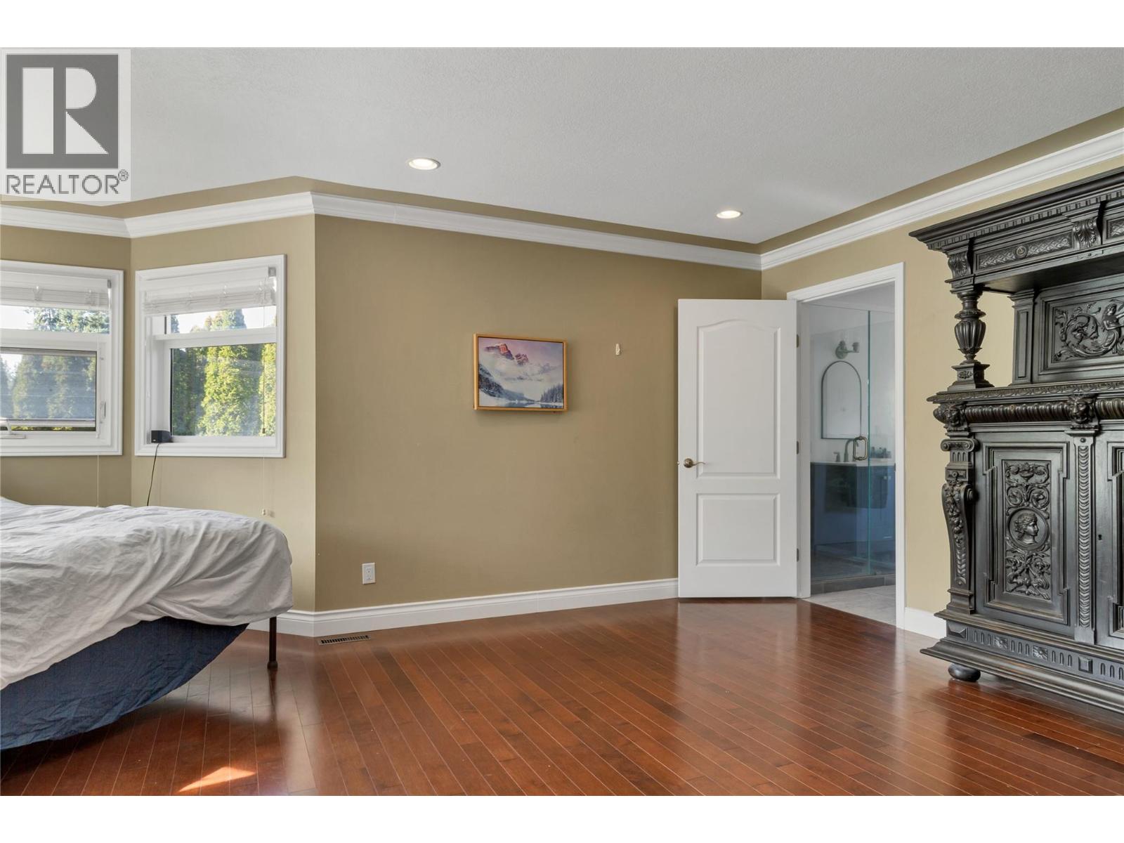  1065 BX Road, Vernon