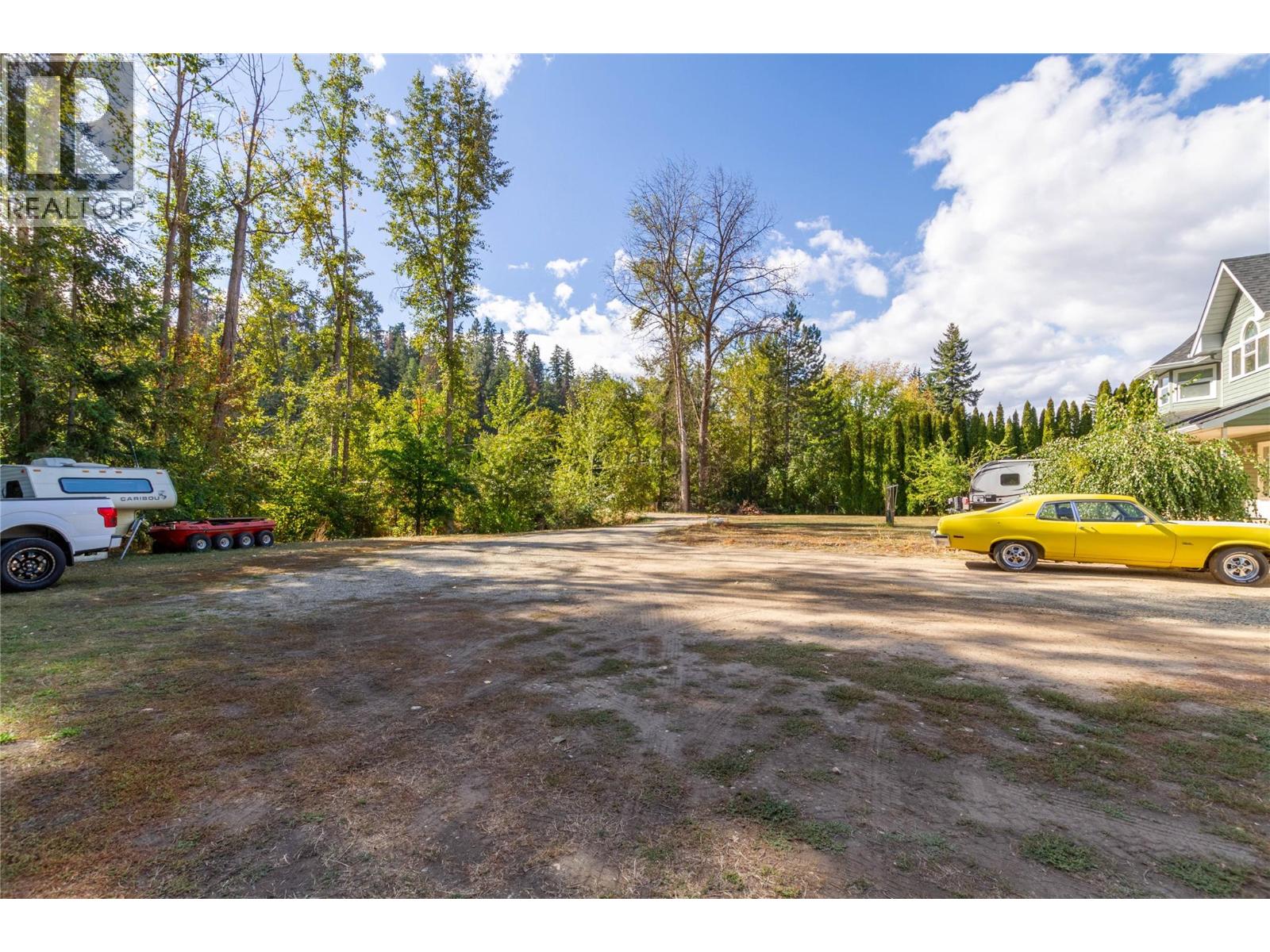  1065 BX Road, Vernon