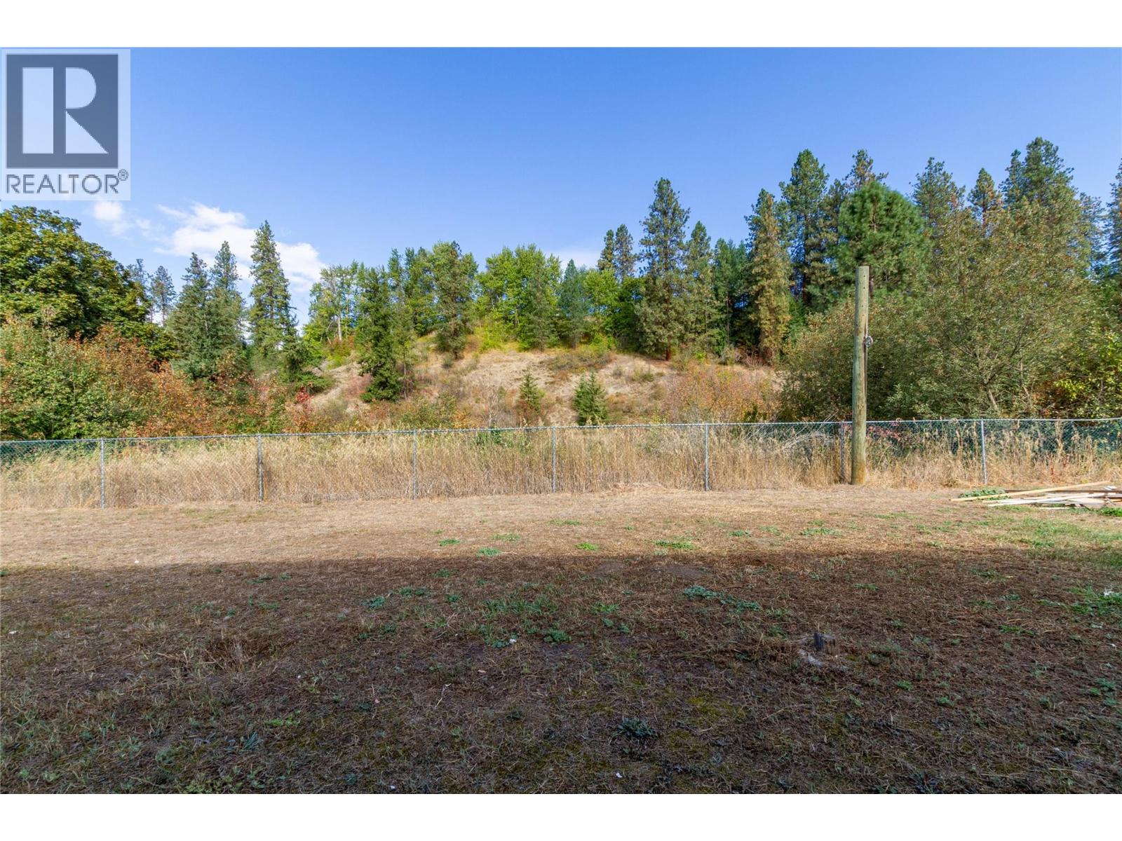  1065 BX Road, Vernon