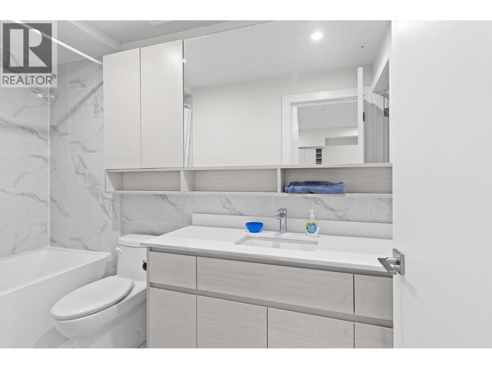 311 1925 Enterprise Way, Kelowna
