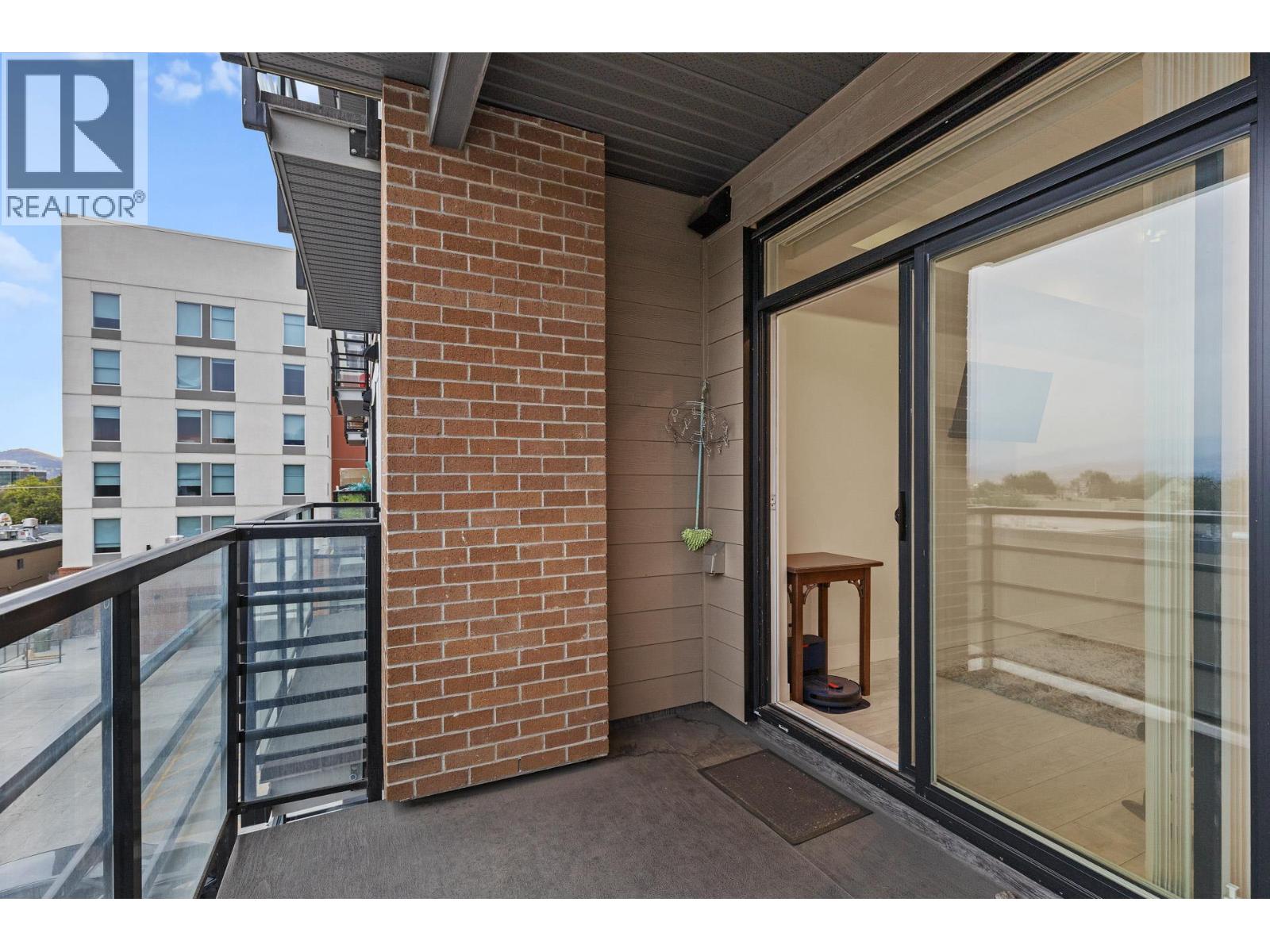 311 1925 Enterprise Way, Kelowna