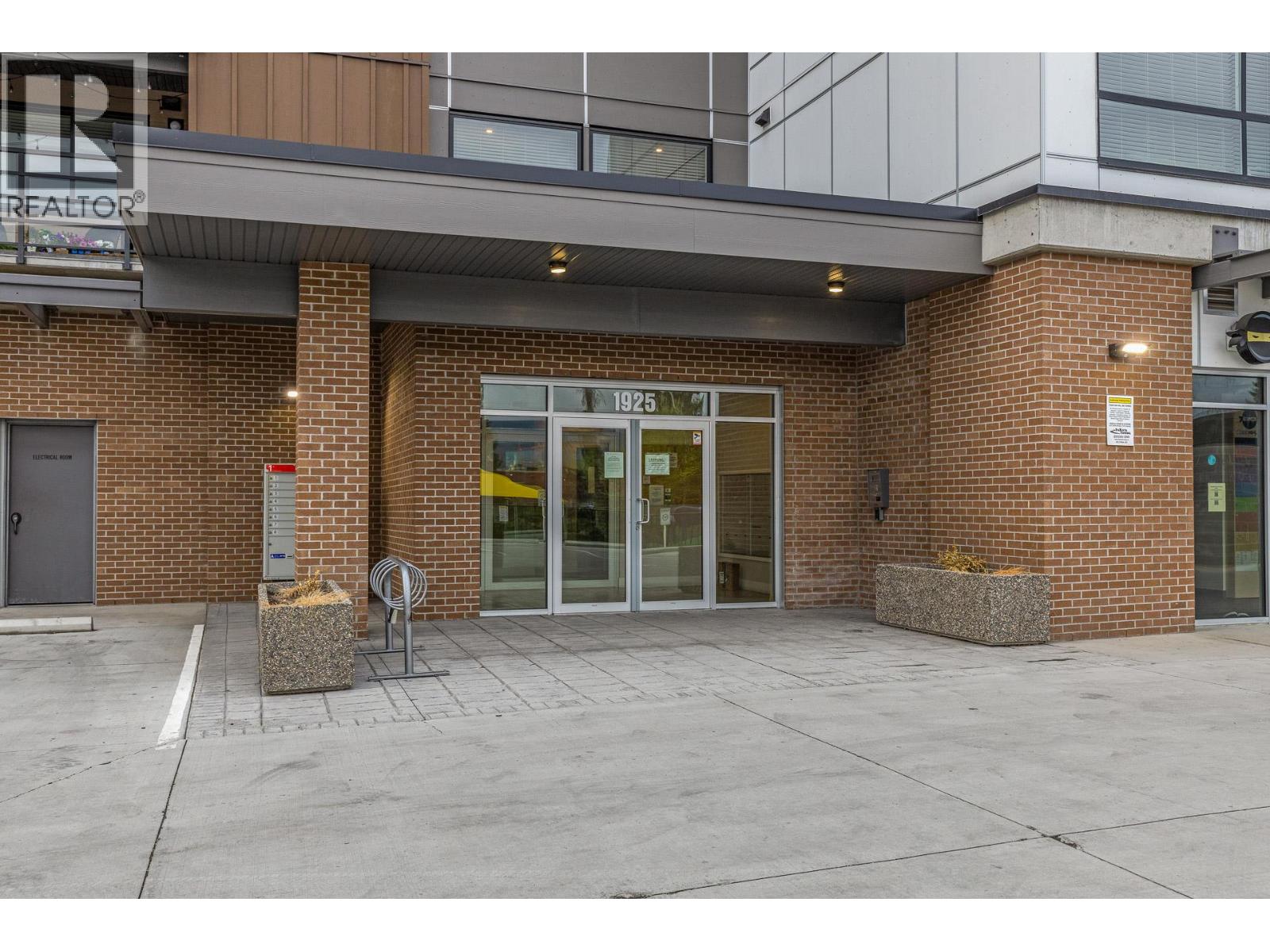 311 1925 Enterprise Way, Kelowna