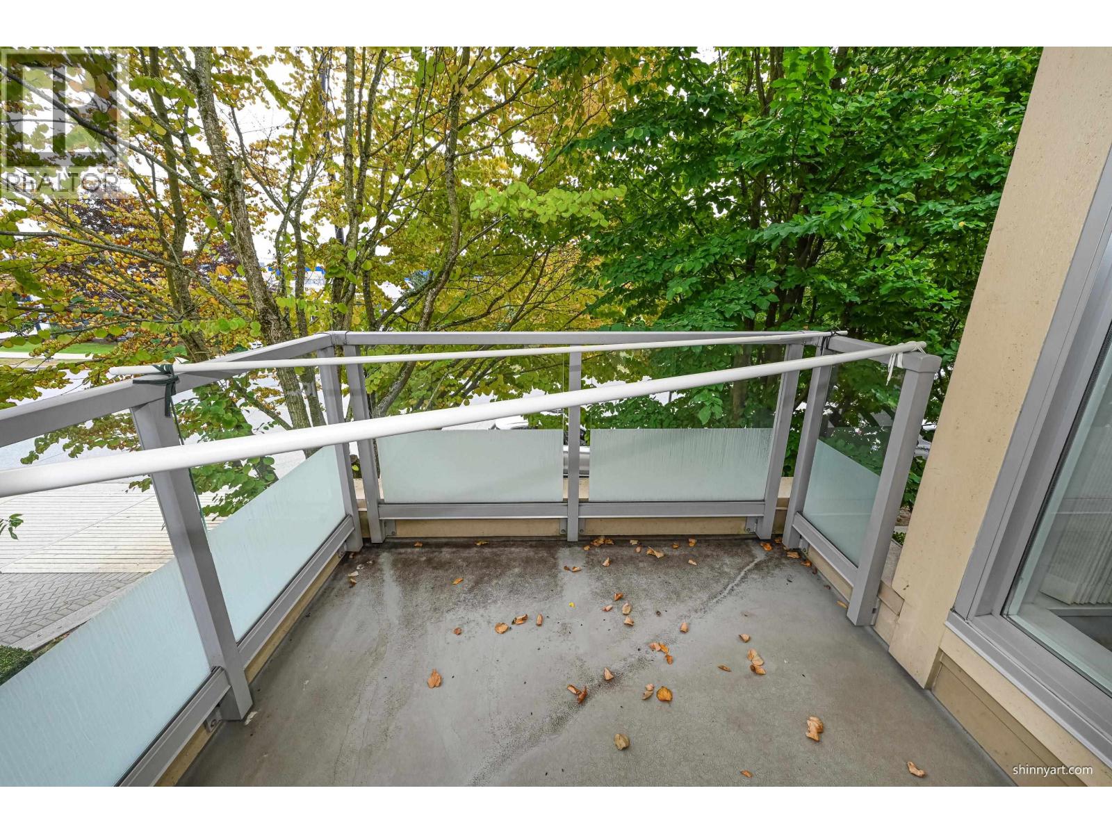 4923 DAWSON STREET, Burnaby