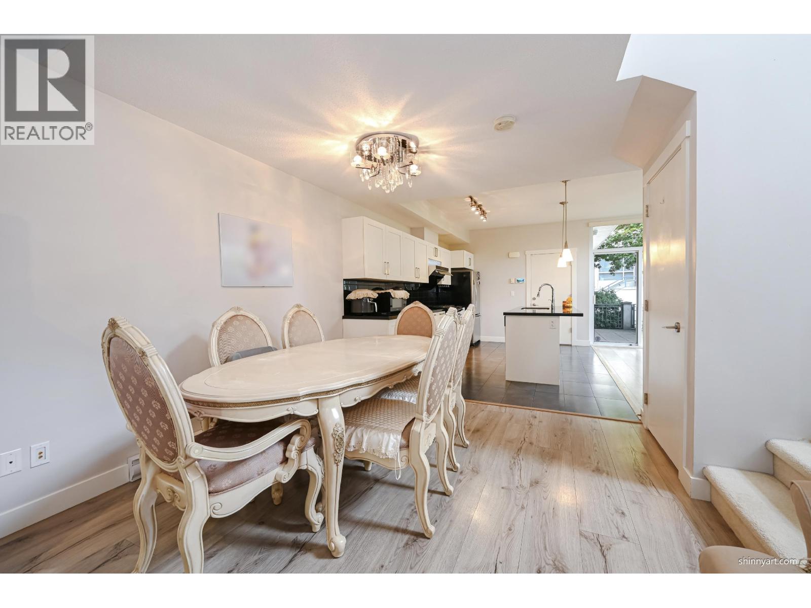 4923 DAWSON STREET, Burnaby