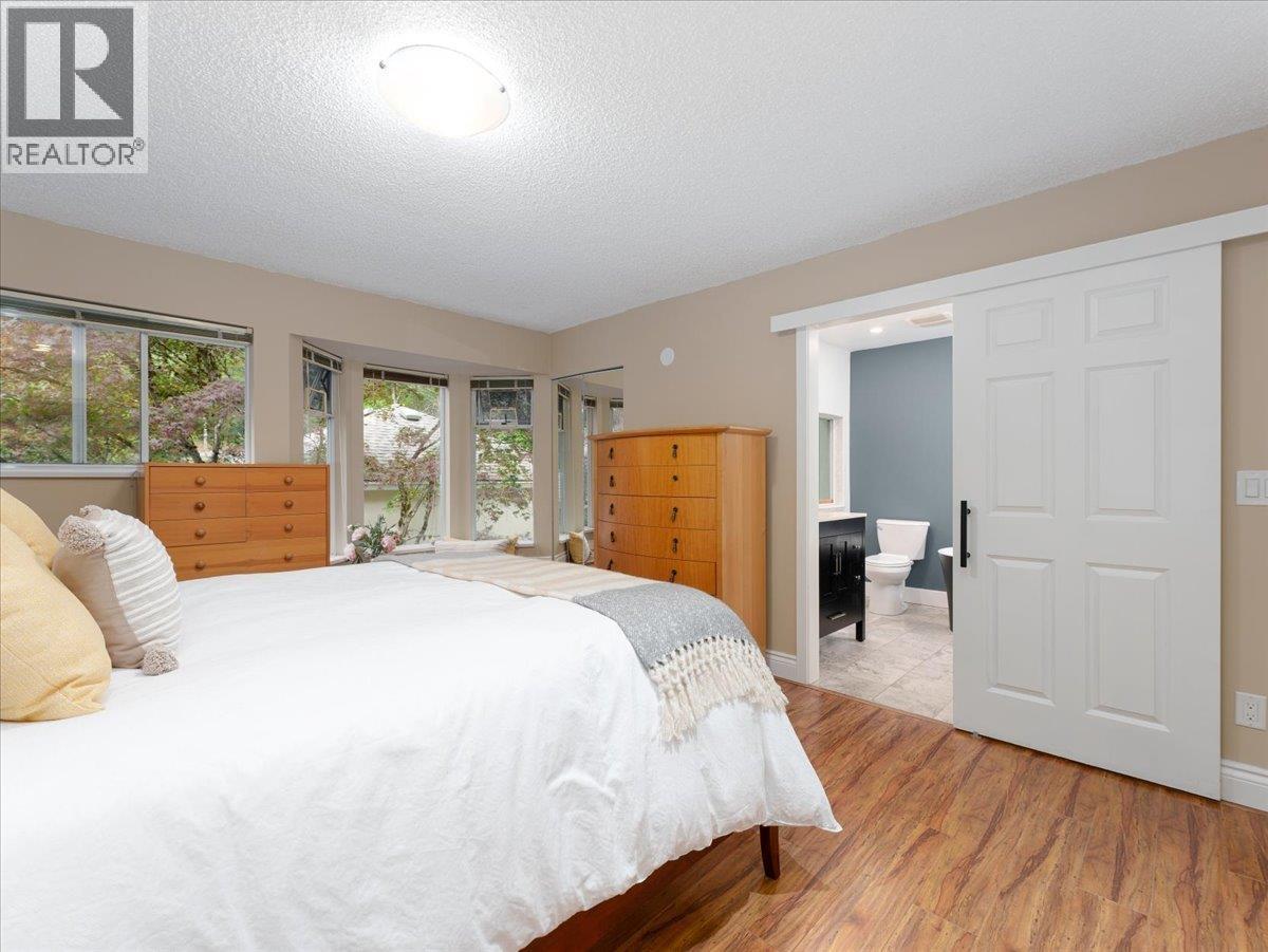 8804 ROBINS COURT, Burnaby