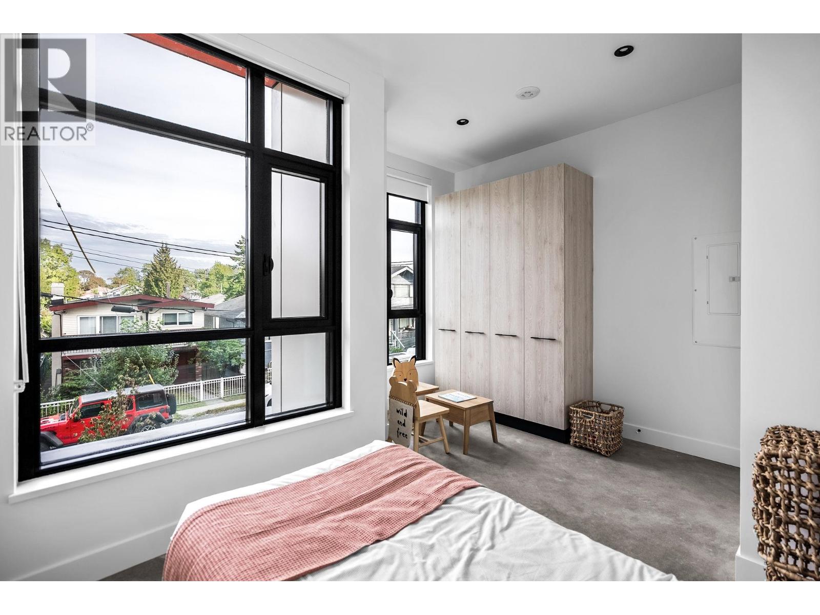 4015 FLEMING STREET, Vancouver