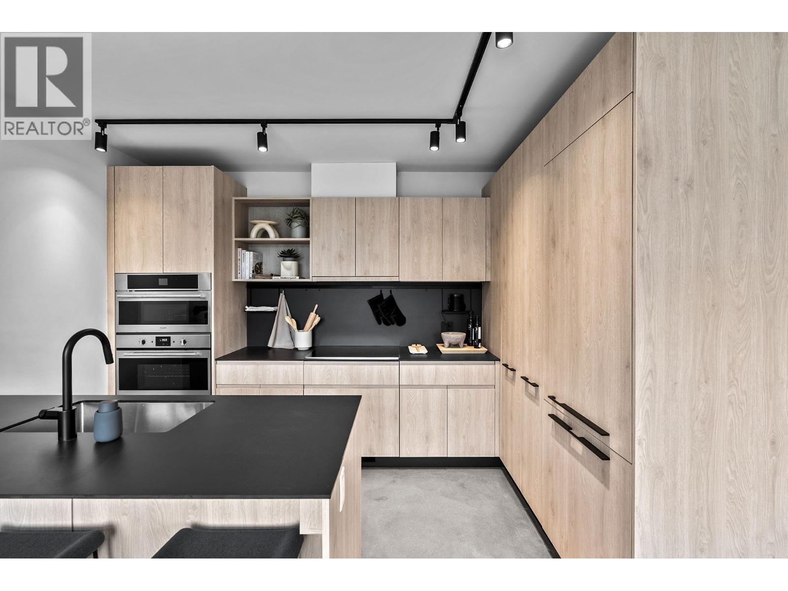 4015 FLEMING STREET, Vancouver