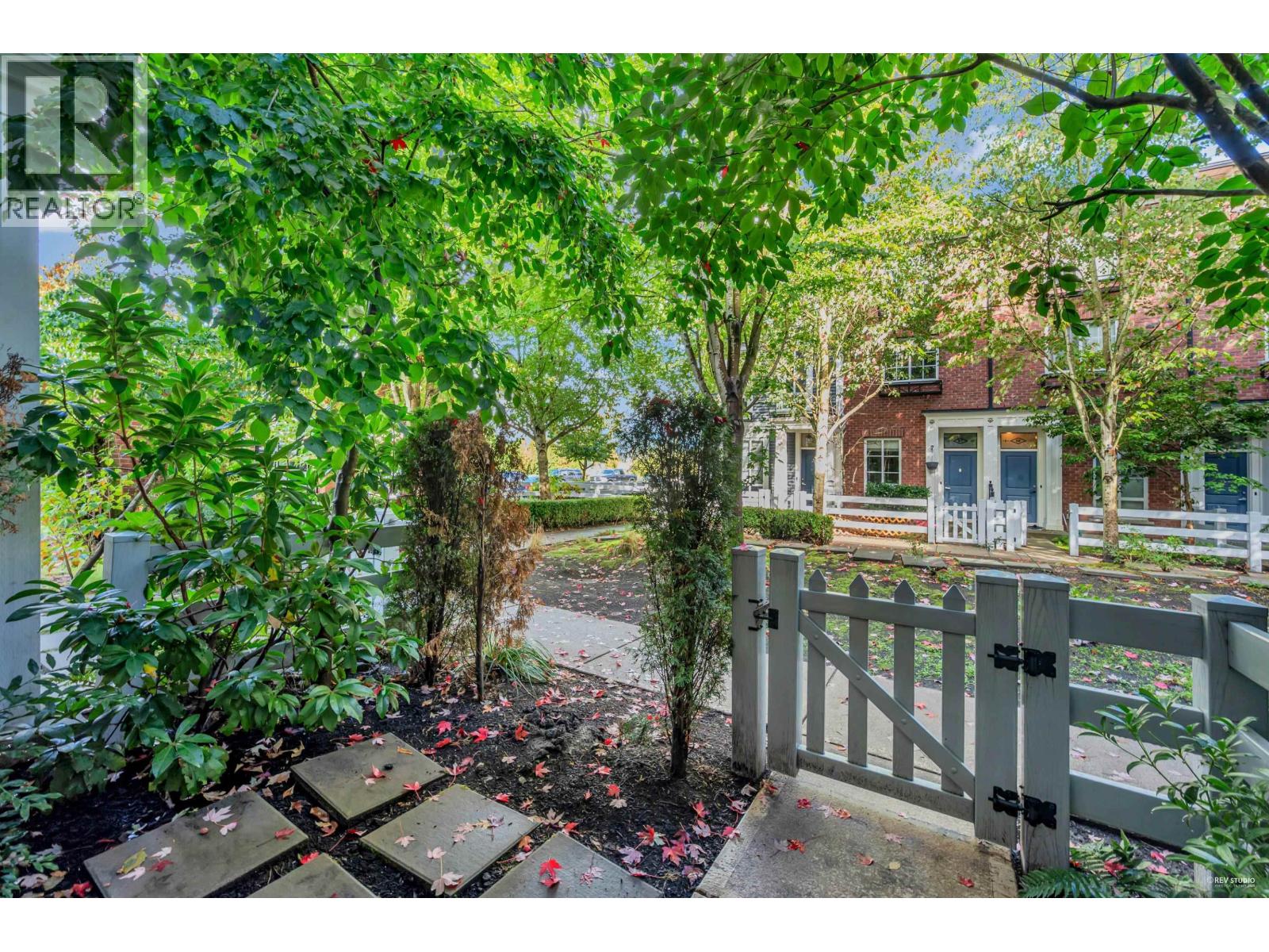 64 2423 AVON PLACE, Port Coquitlam