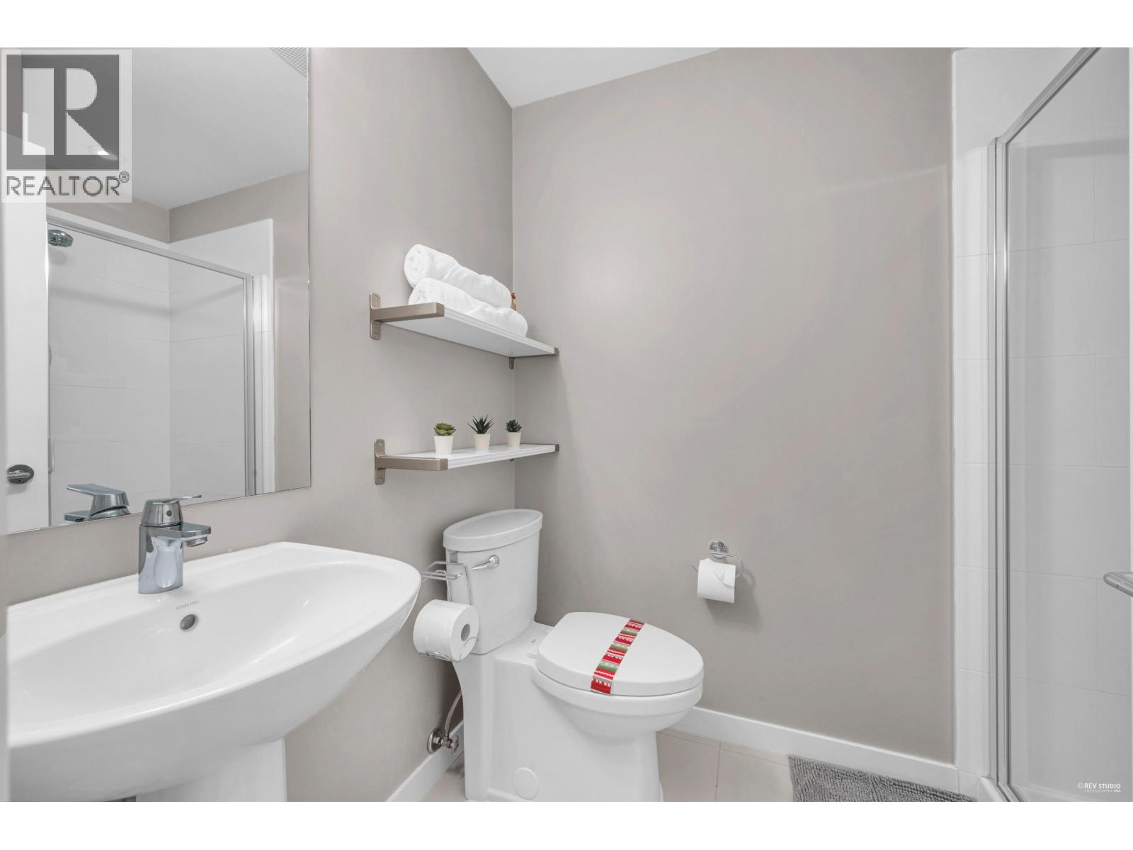 64 2423 AVON PLACE, Port Coquitlam