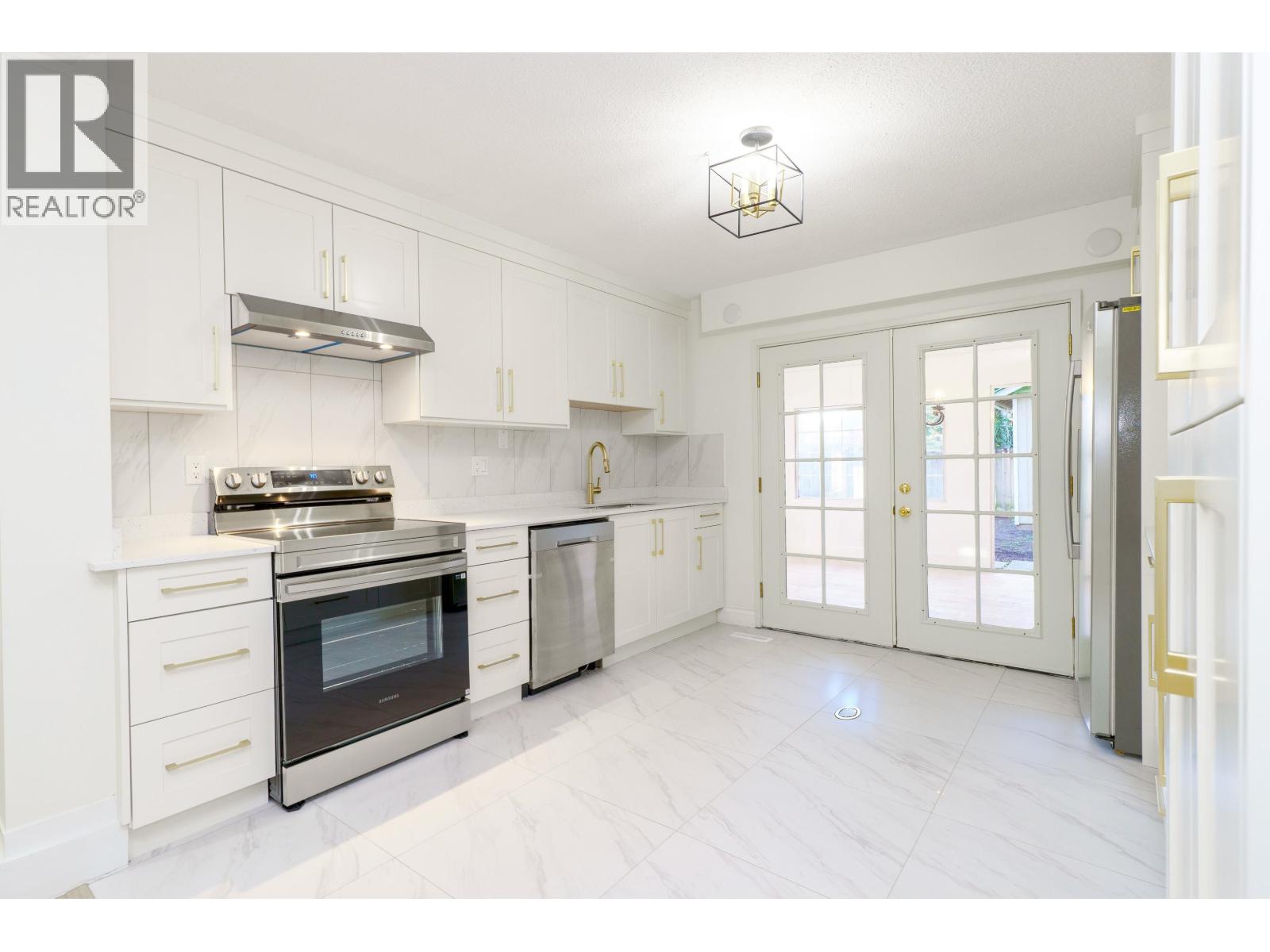11721 LAITY STREET, Maple Ridge