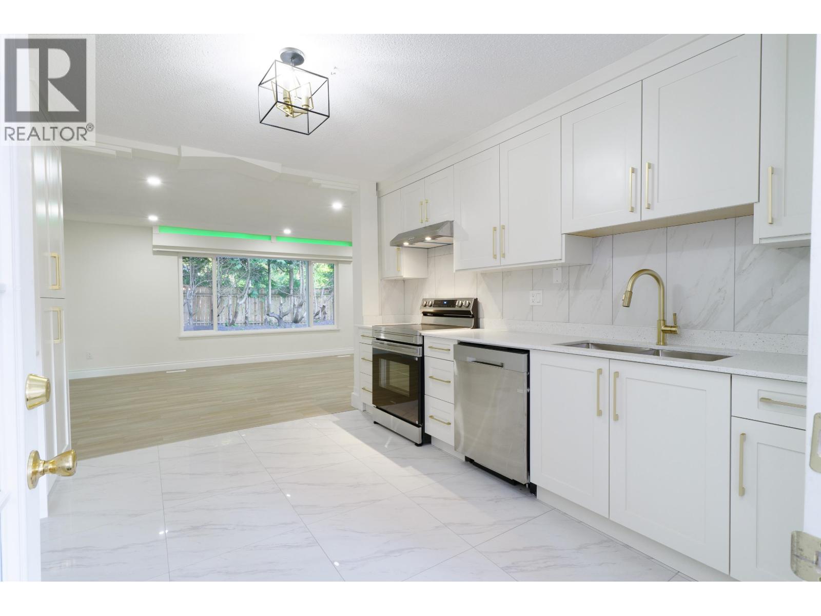 11721 LAITY STREET, Maple Ridge