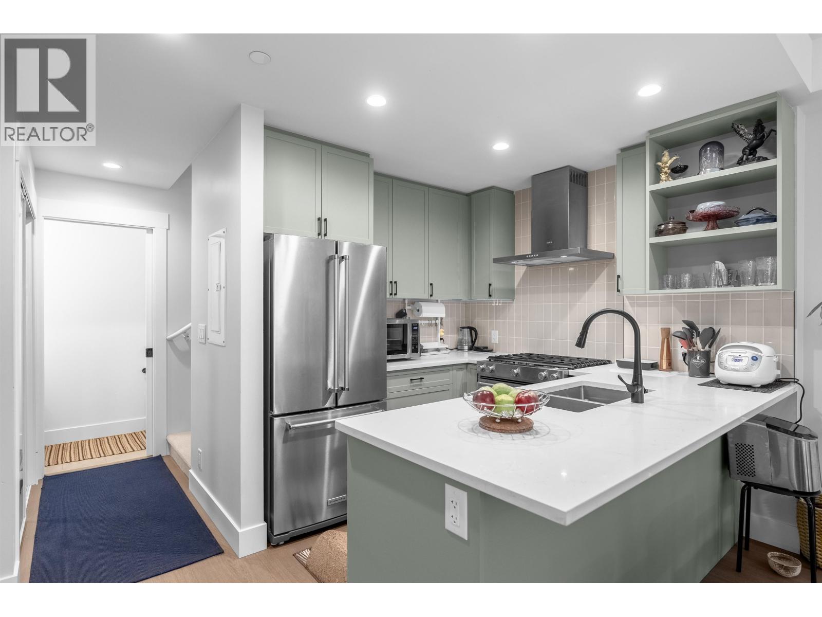 106 12040 PLAZA STREET, Maple Ridge