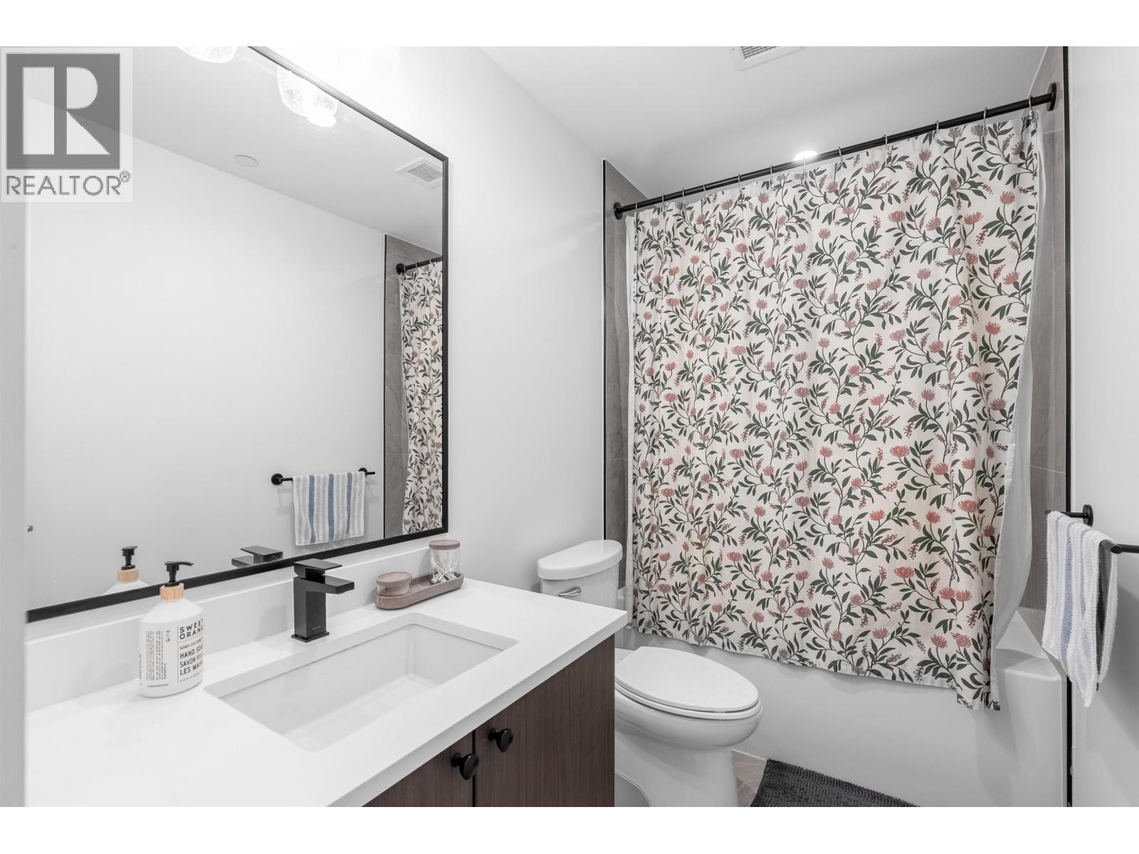 106 12040 PLAZA STREET, Maple Ridge