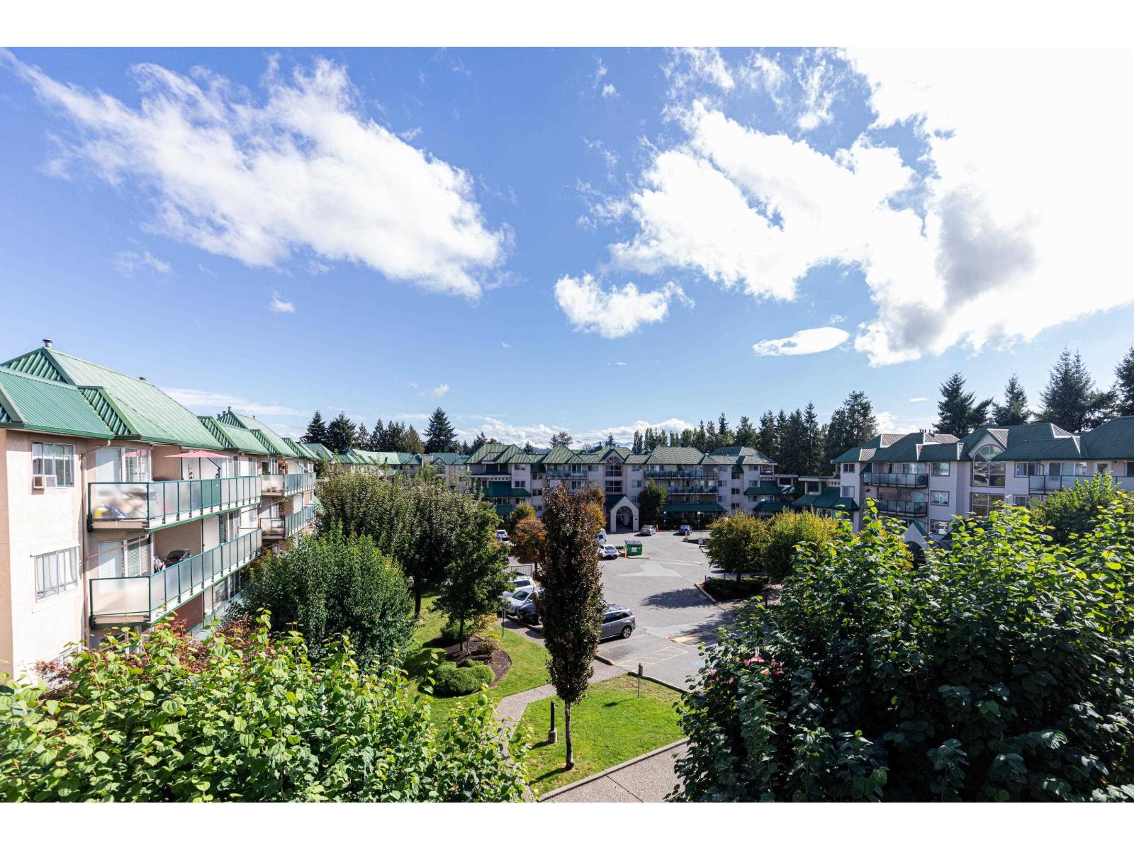 402 2964 TRETHEWEY STREET, Abbotsford