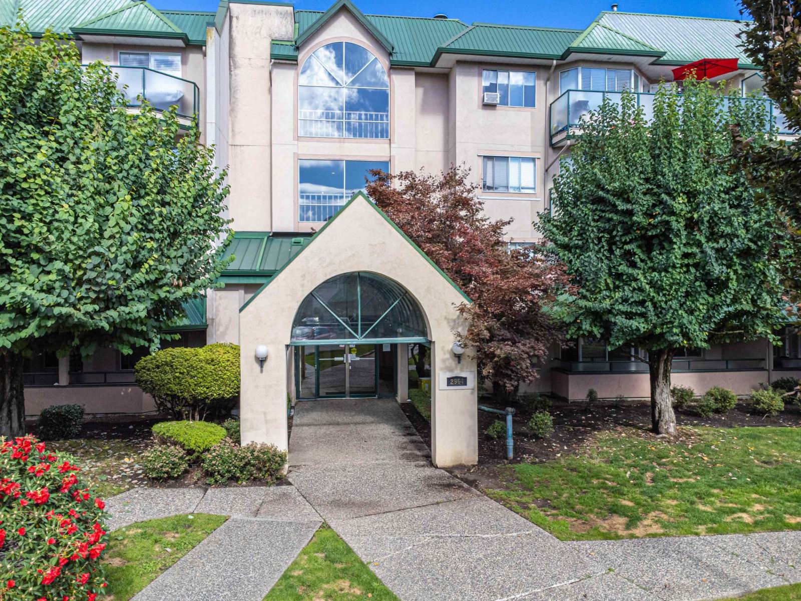 402 2964 TRETHEWEY STREET, Abbotsford