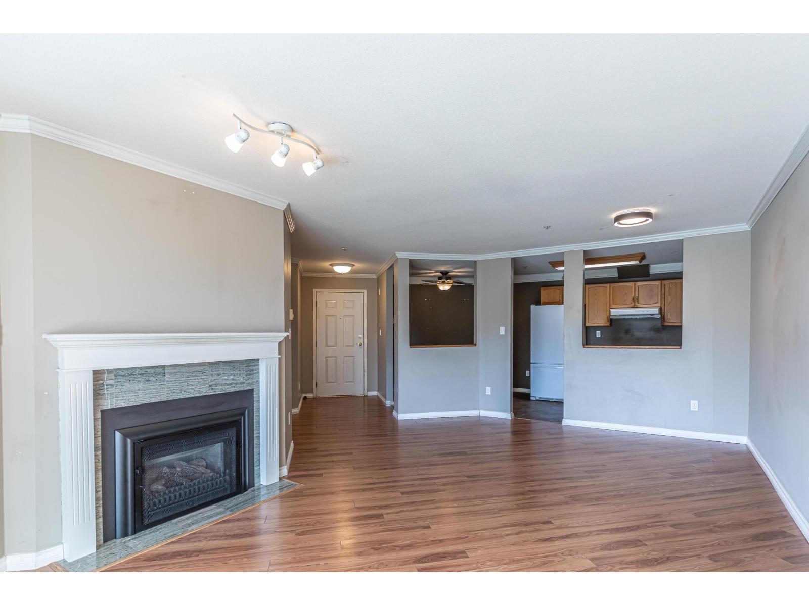 402 2964 TRETHEWEY STREET, Abbotsford