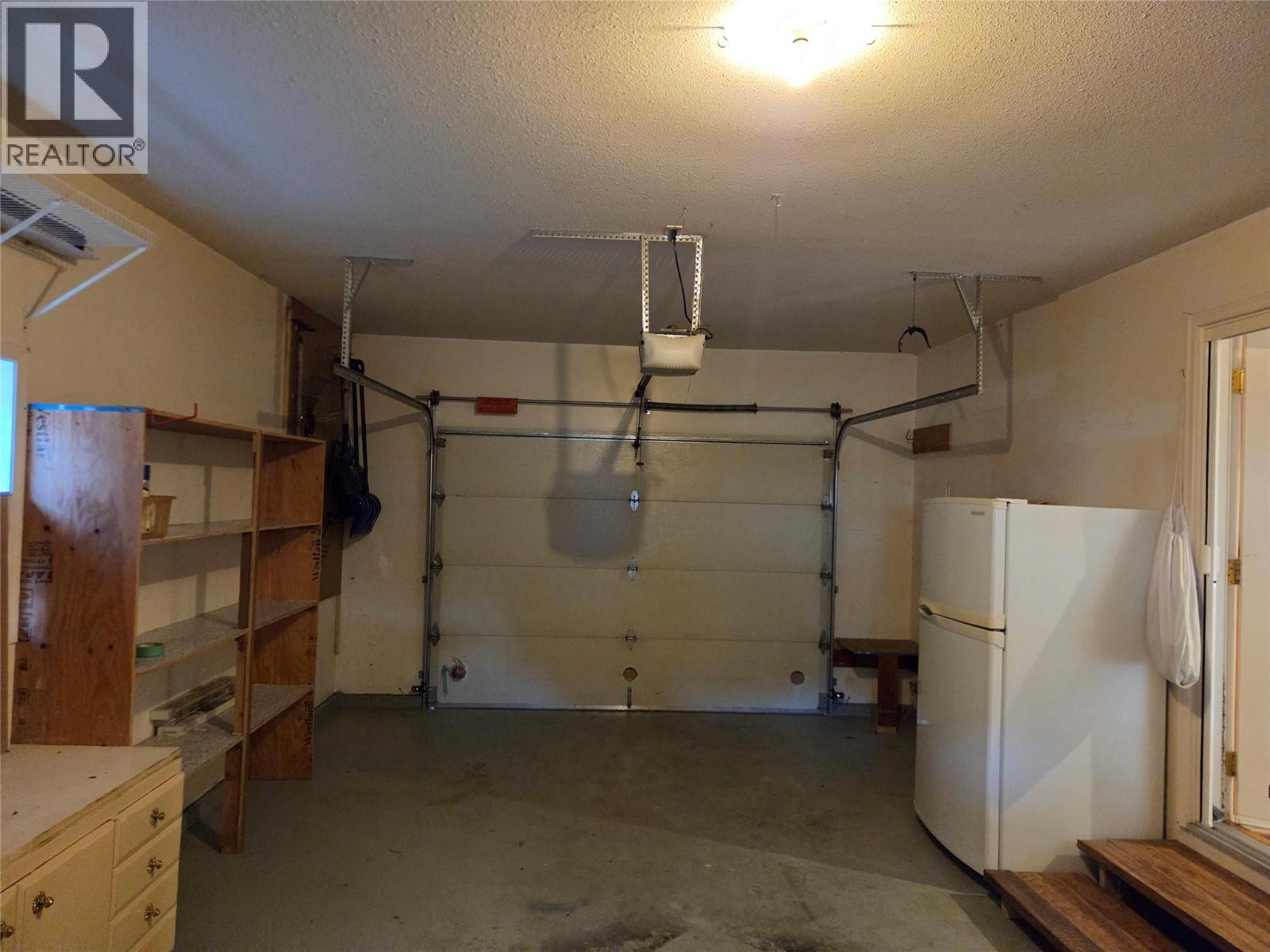 1107 8th Street, Keremeos