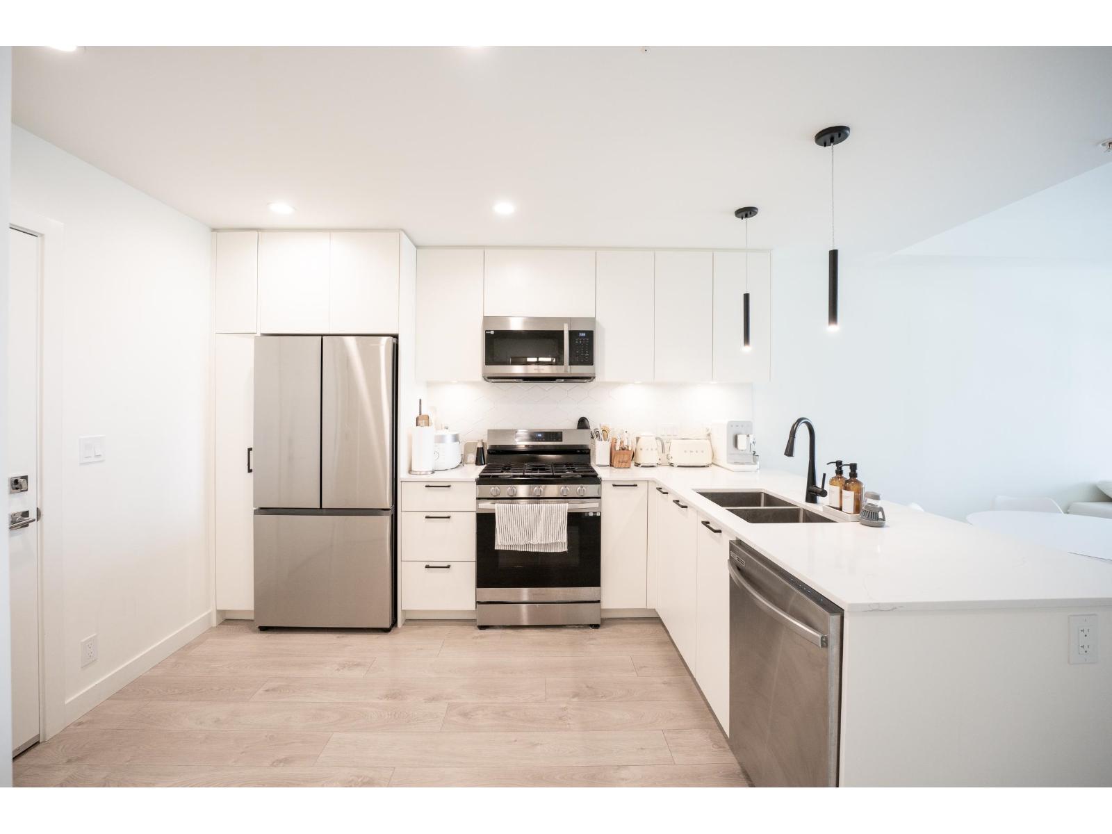 302 8380 200A STREET, Langley