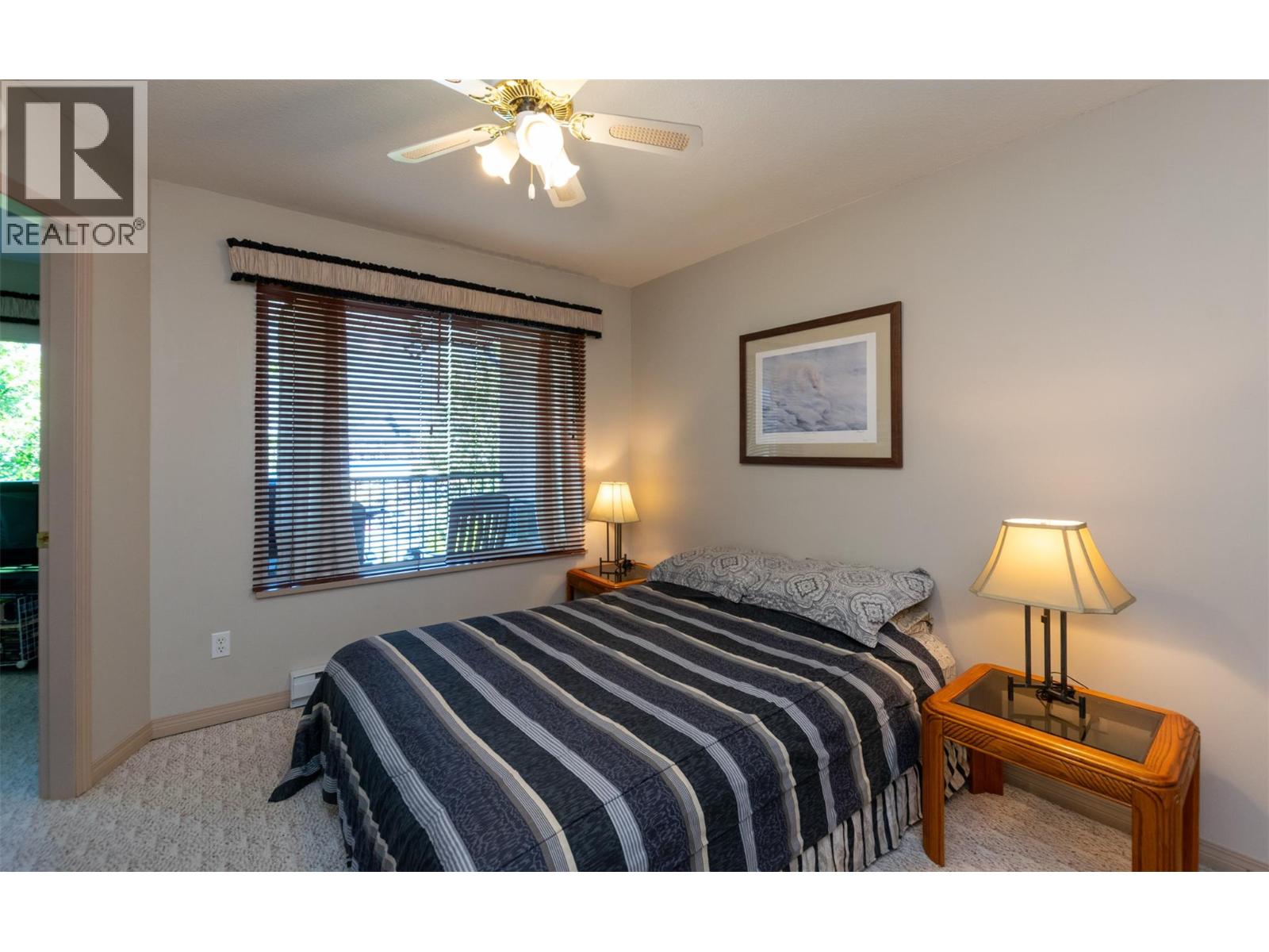 318 1002 Riverside Avenue, Sicamous