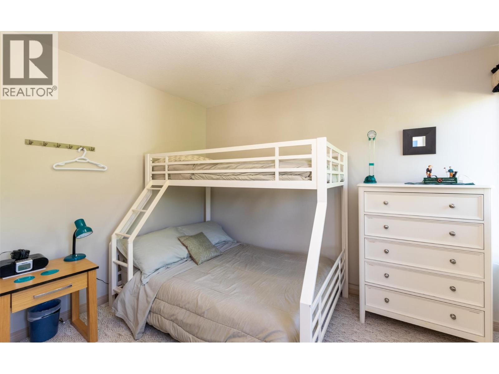 318 1002 Riverside Avenue, Sicamous