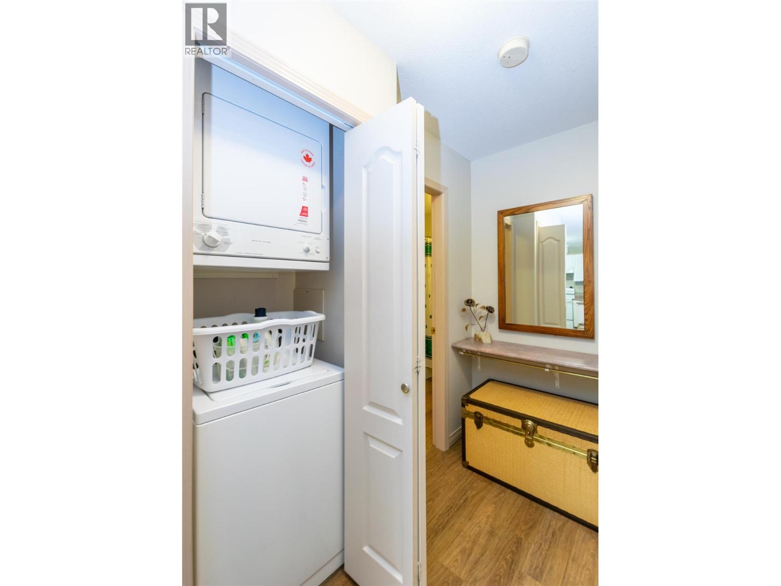 318 1002 Riverside Avenue, Sicamous