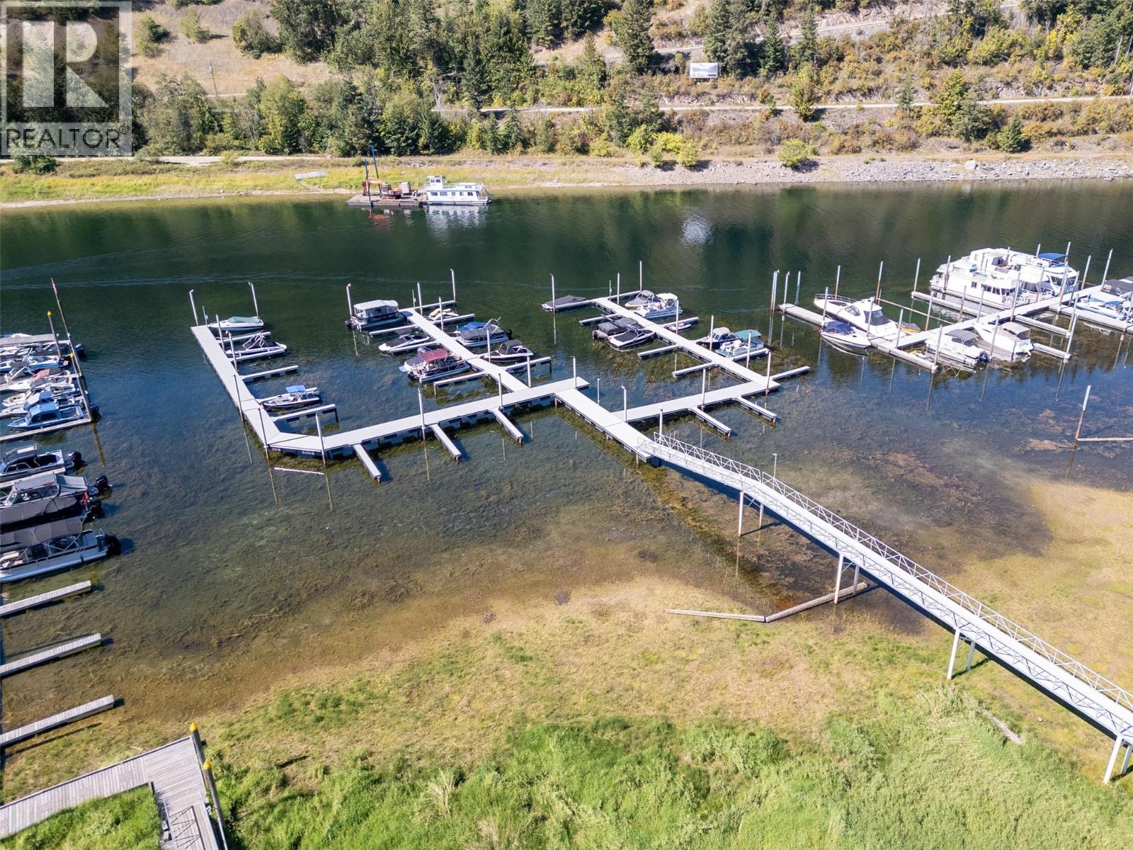 318 1002 Riverside Avenue, Sicamous