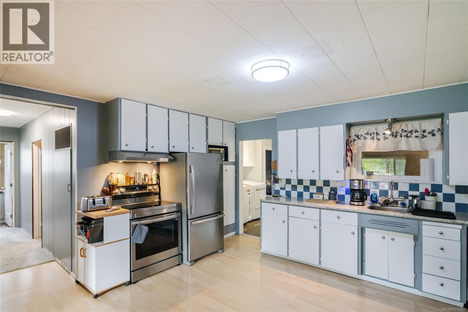 5863 Grandview Rd, Port Alberni