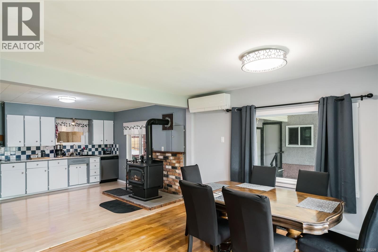 5863 Grandview Rd, Port Alberni