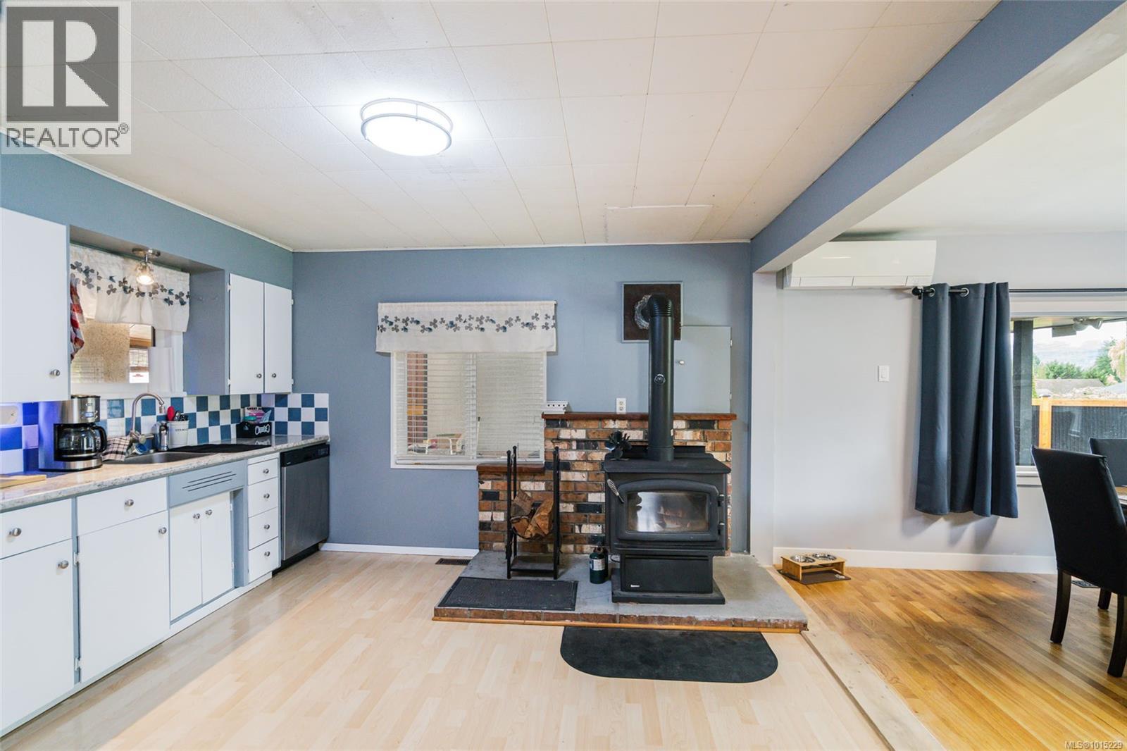 5863 Grandview Rd, Port Alberni