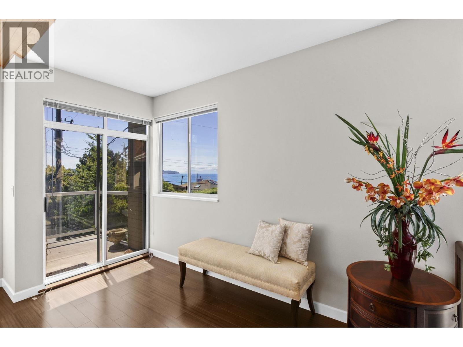 2319 MARINE DRIVE, West Vancouver