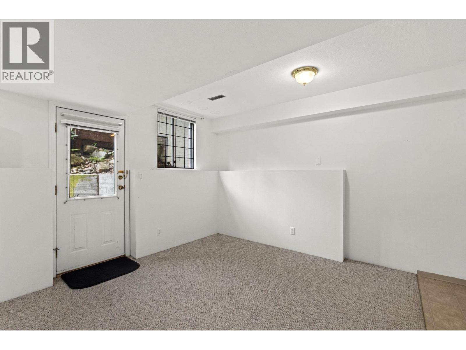 2319 MARINE DRIVE, West Vancouver