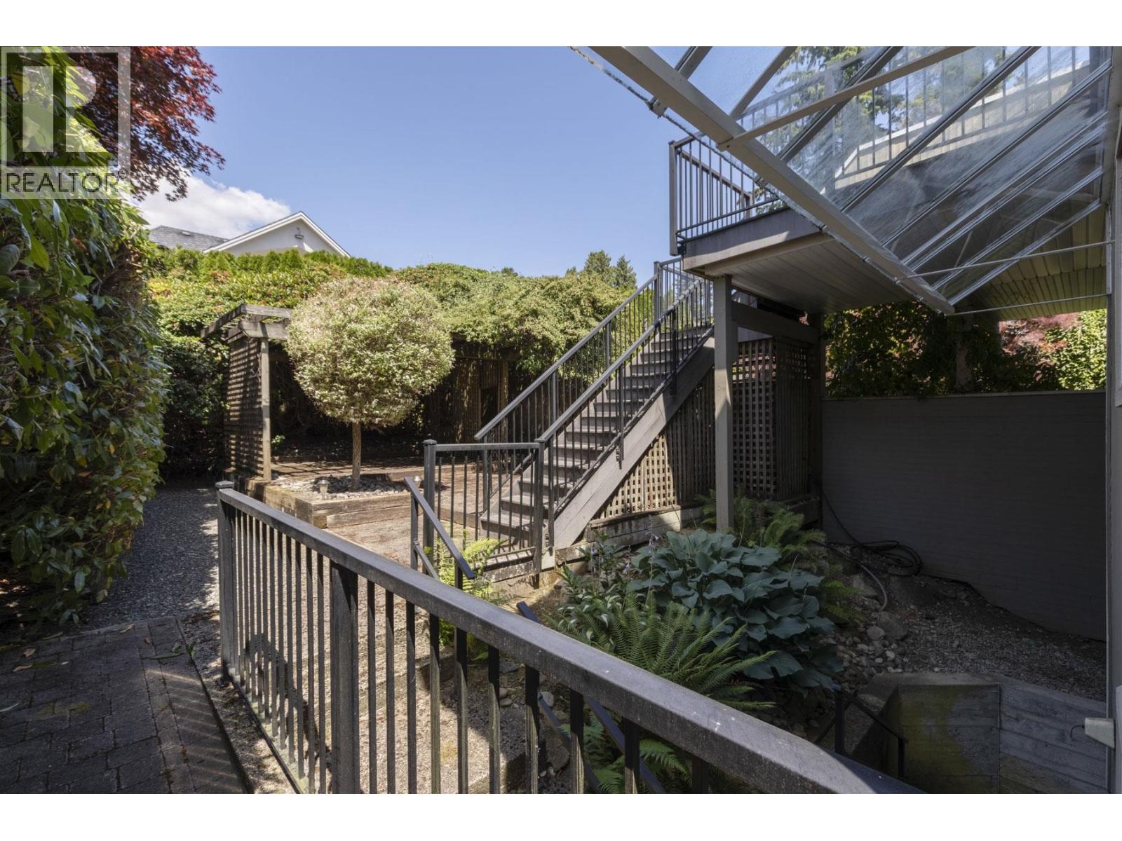 2319 MARINE DRIVE, West Vancouver