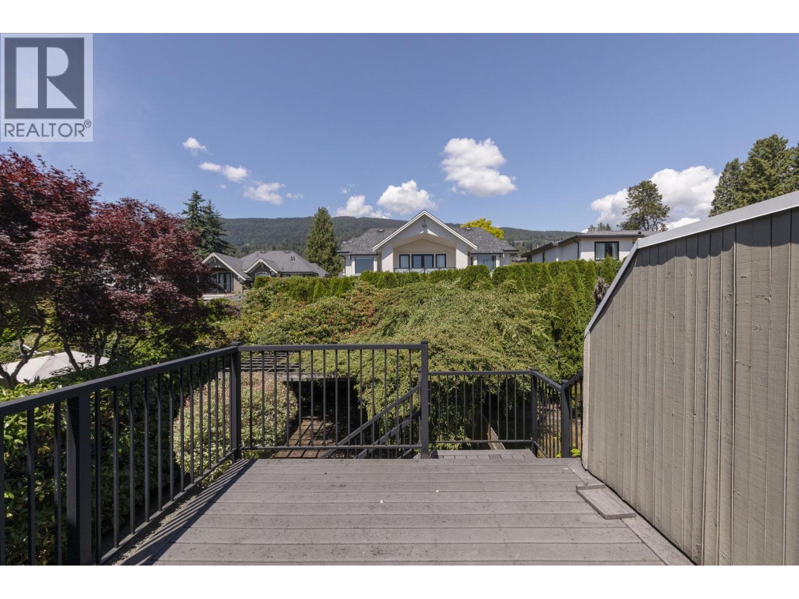 2319 MARINE DRIVE, West Vancouver