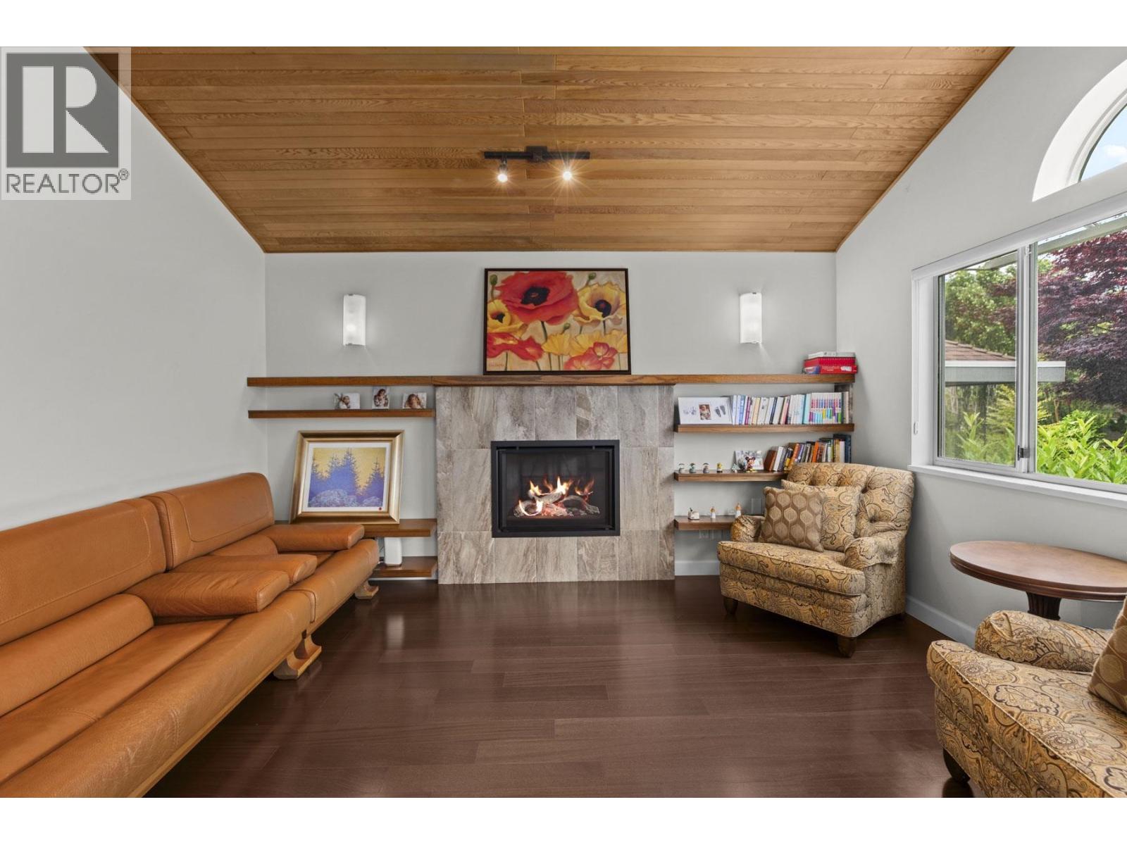 2319 MARINE DRIVE, West Vancouver