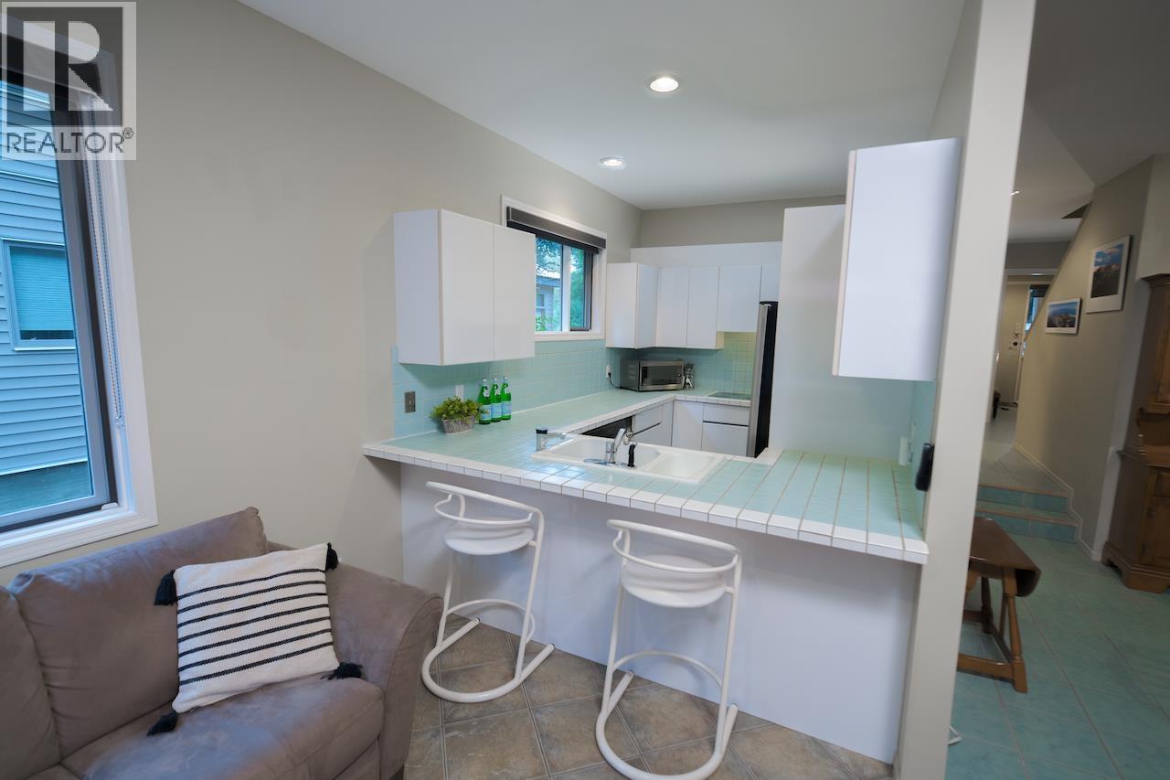 2064 CHAMONIX CRESCENT, Whistler
