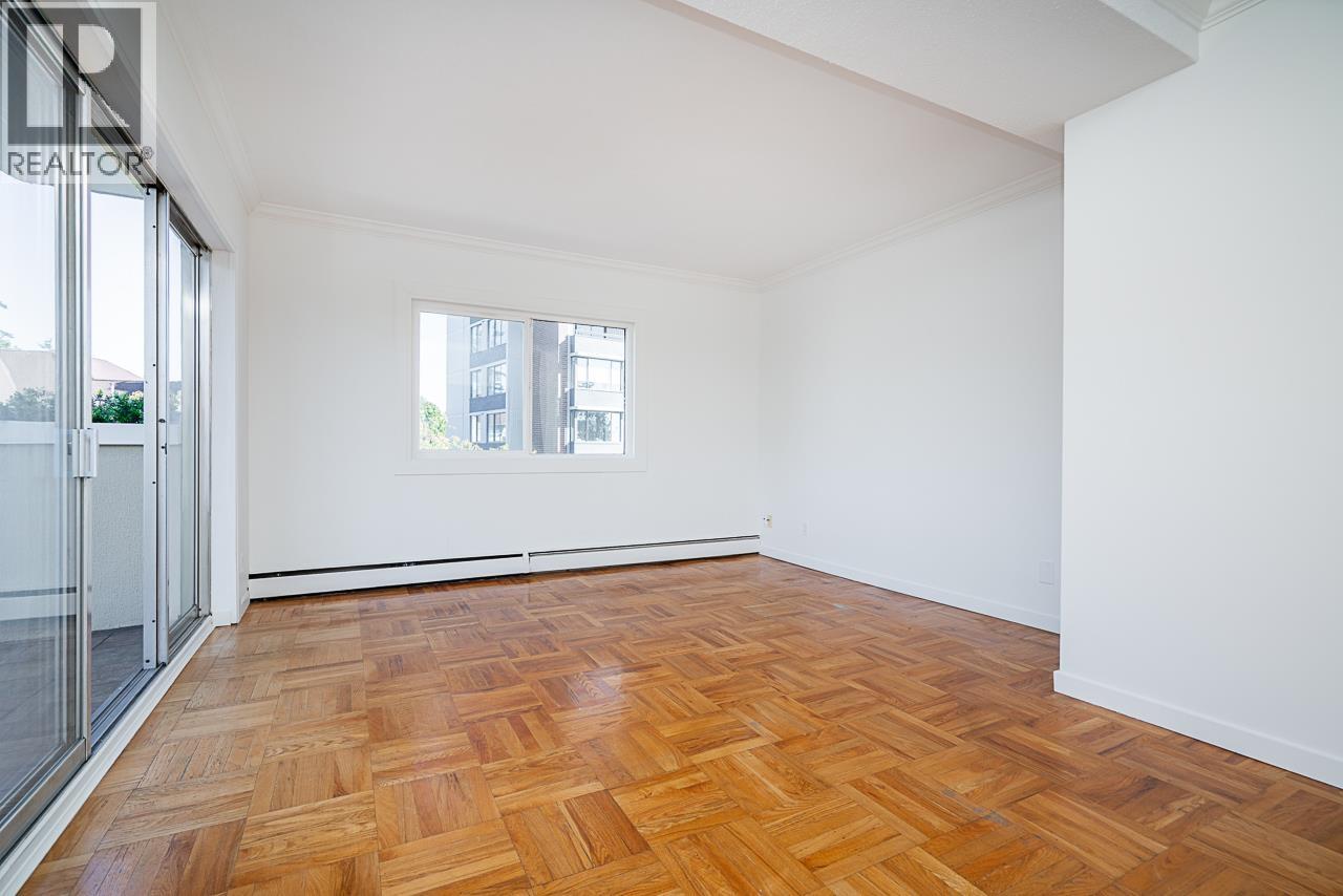 305 2187 BELLEVUE AVENUE, West Vancouver