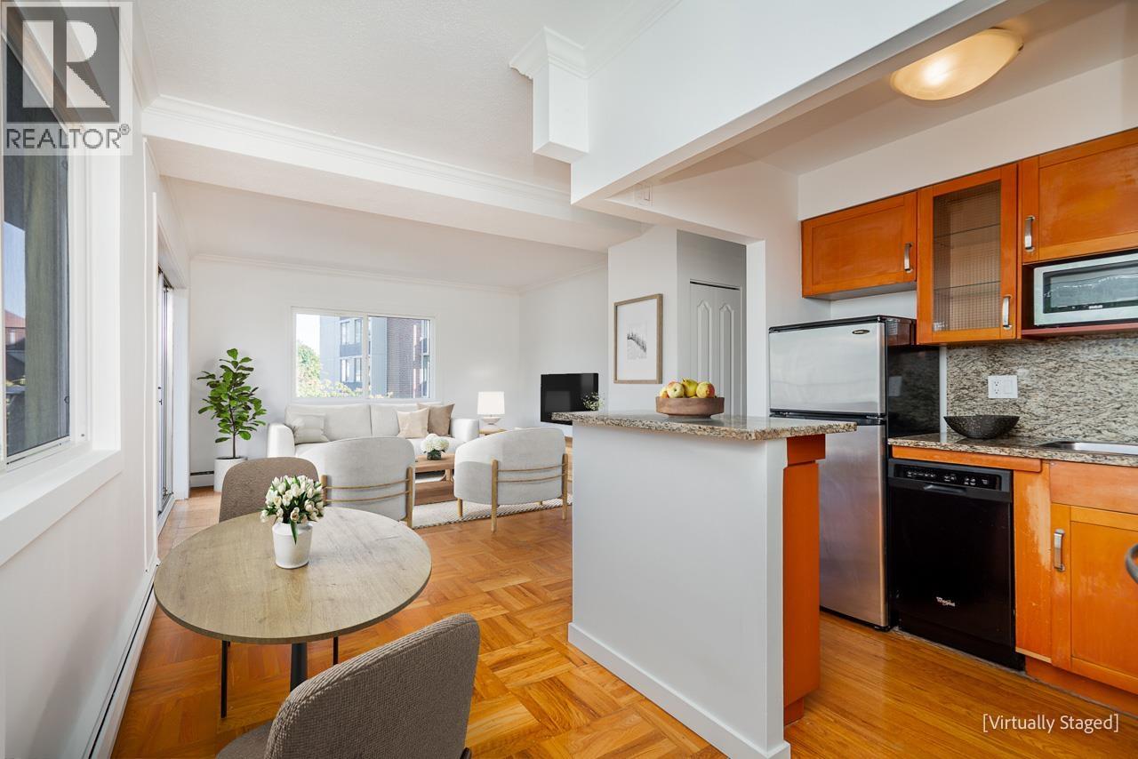 305 2187 BELLEVUE AVENUE, West Vancouver