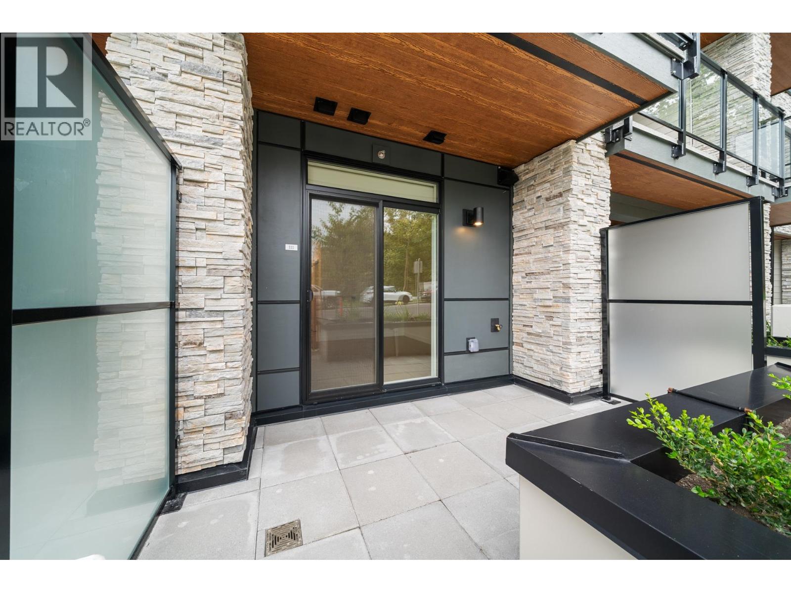 111 150 JAMES ROAD, Port Moody